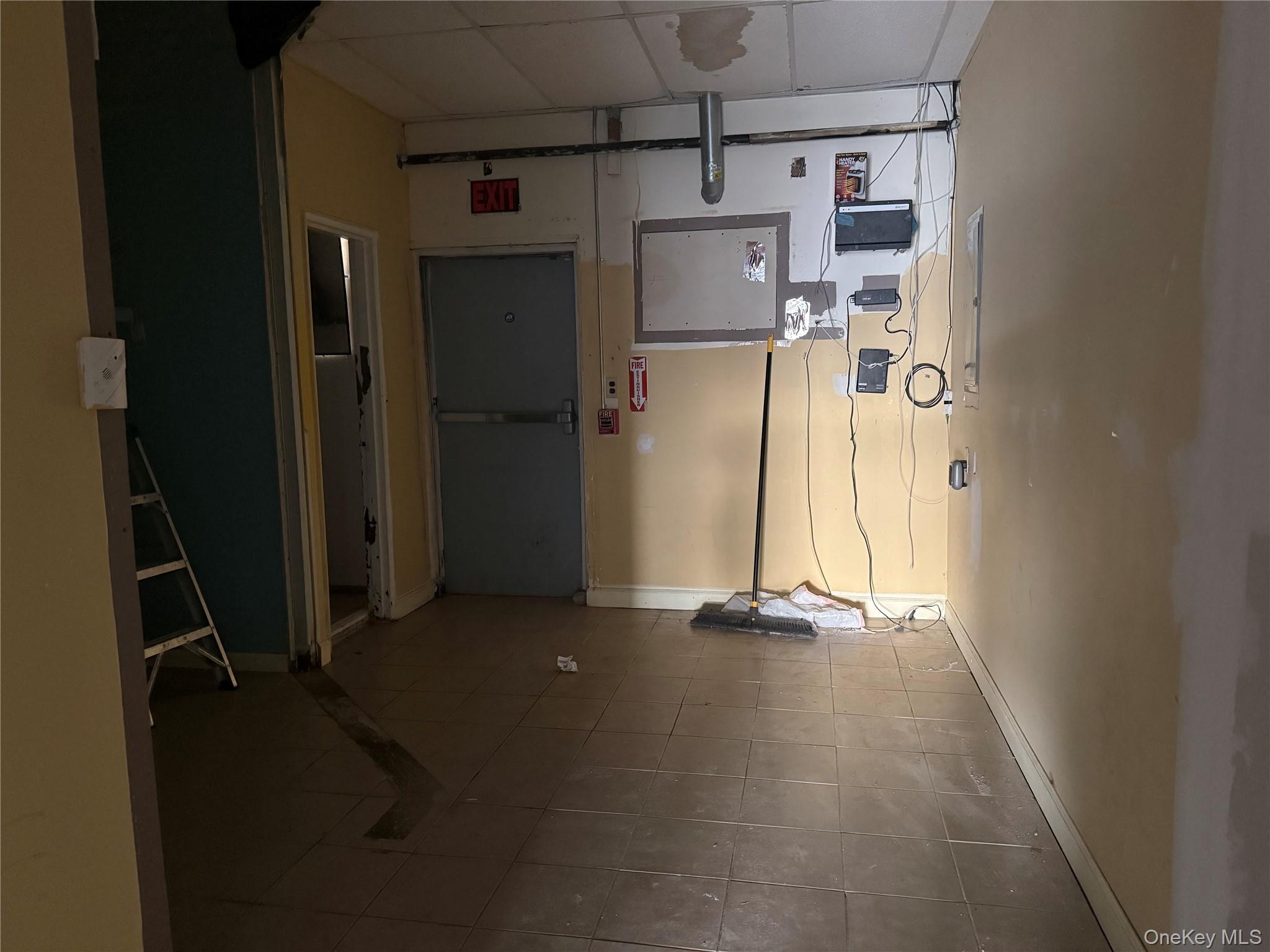 285 Portion Road Ronkonkoma Ronkonkoma, NY 11779