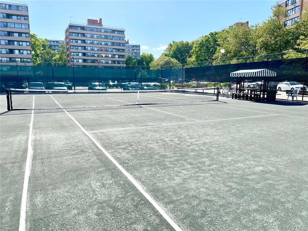 162-40 9th Avenue 7-A Beechhurst Beechhurst, NY 11357