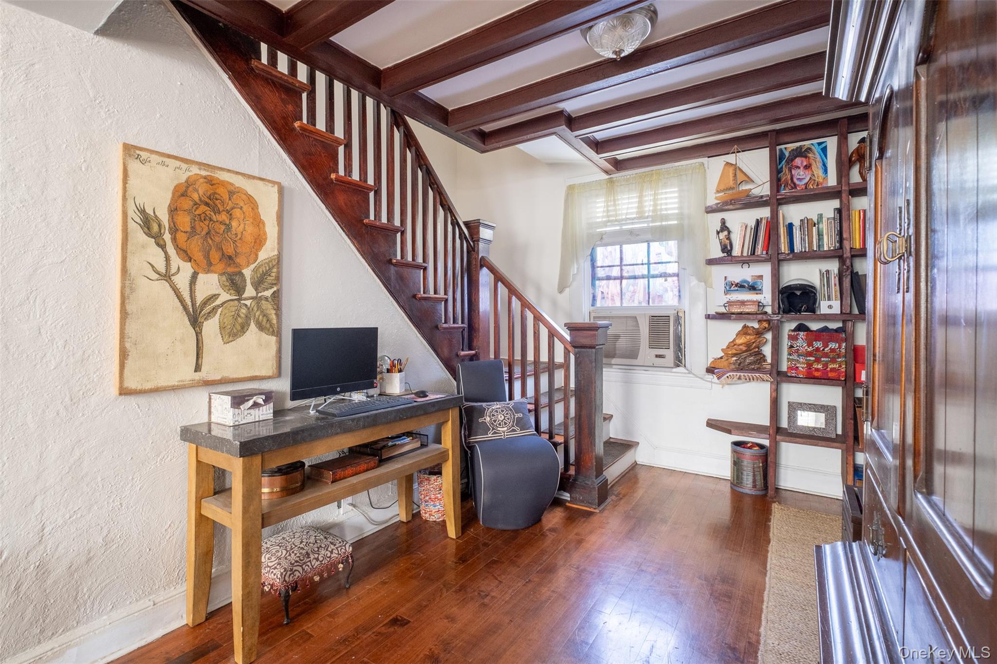 469 Minnieford Avenue Bronx, NY 10464