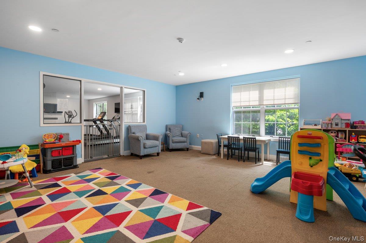 10 Byron Place 310 Larchmont Larchmont, NY 10538