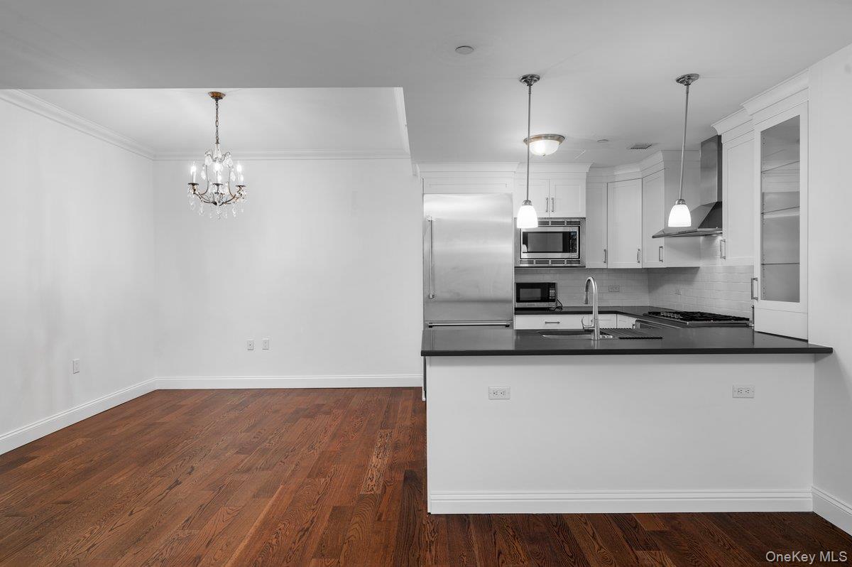 10 Byron Place 310 Larchmont Larchmont, NY 10538