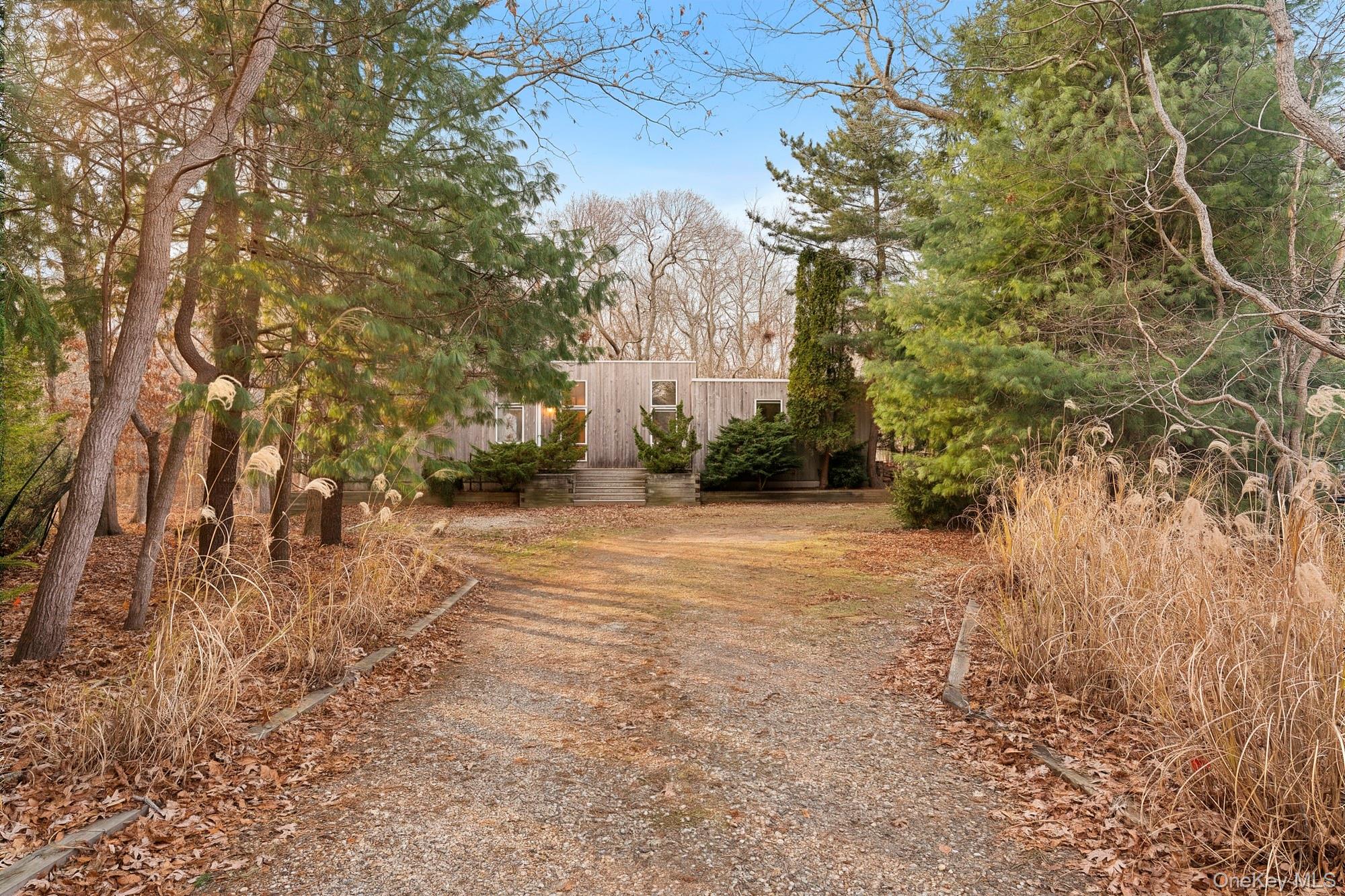 54 Fox Hunt Amagansett Amagansett, NY 11930