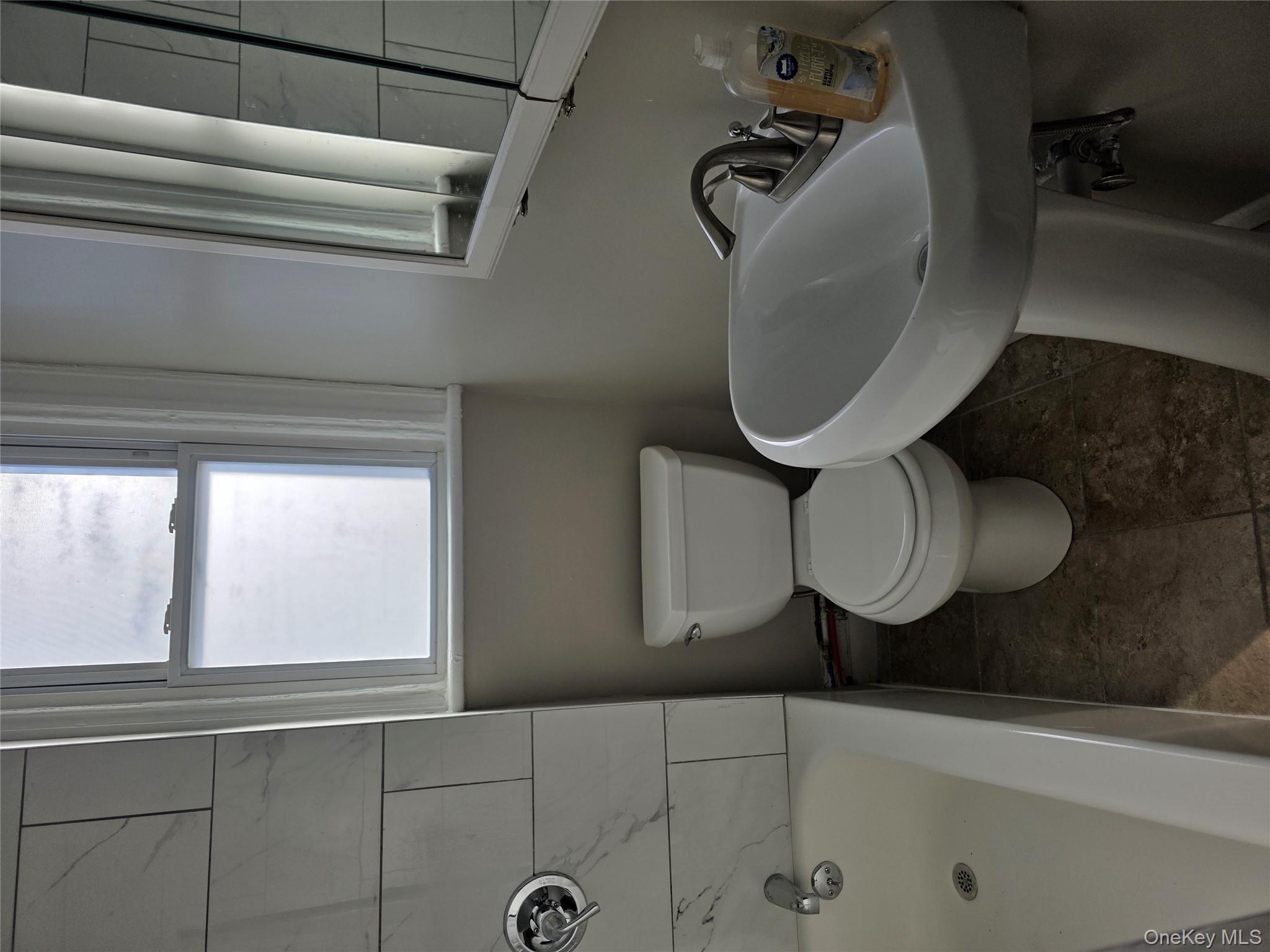 18 Davis Street Out of NYC Poughkeepsie, NY 12601