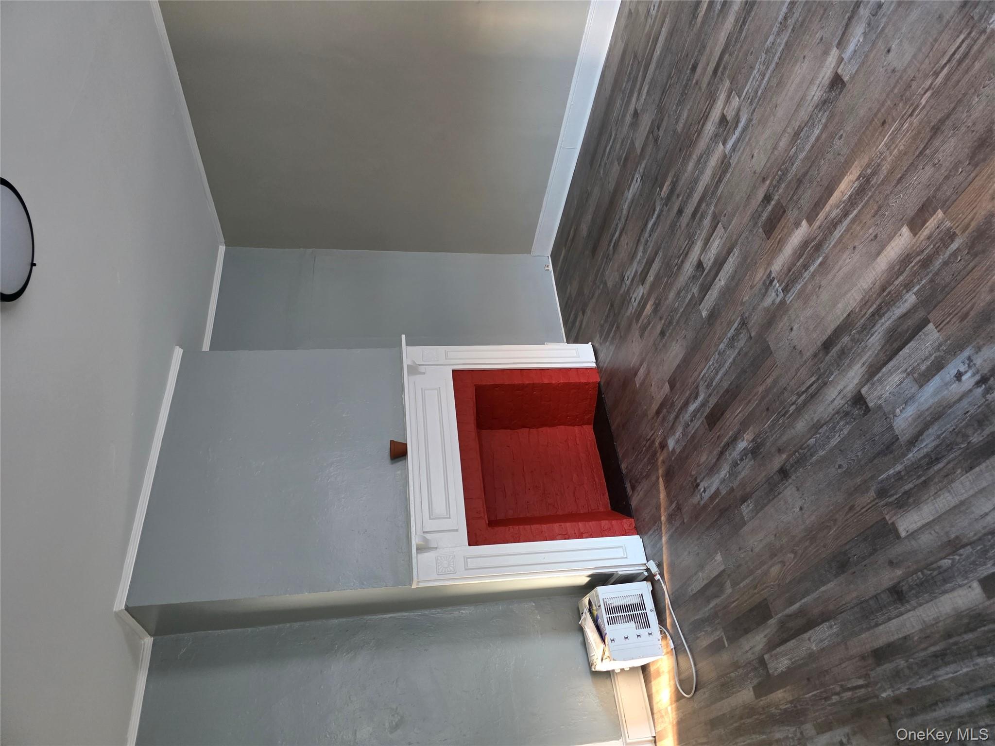 18 Davis Street Out of NYC Poughkeepsie, NY 12601