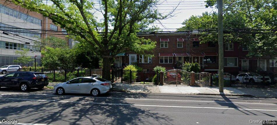 4042 Bronxwood Avenue Bronx, NY 10466