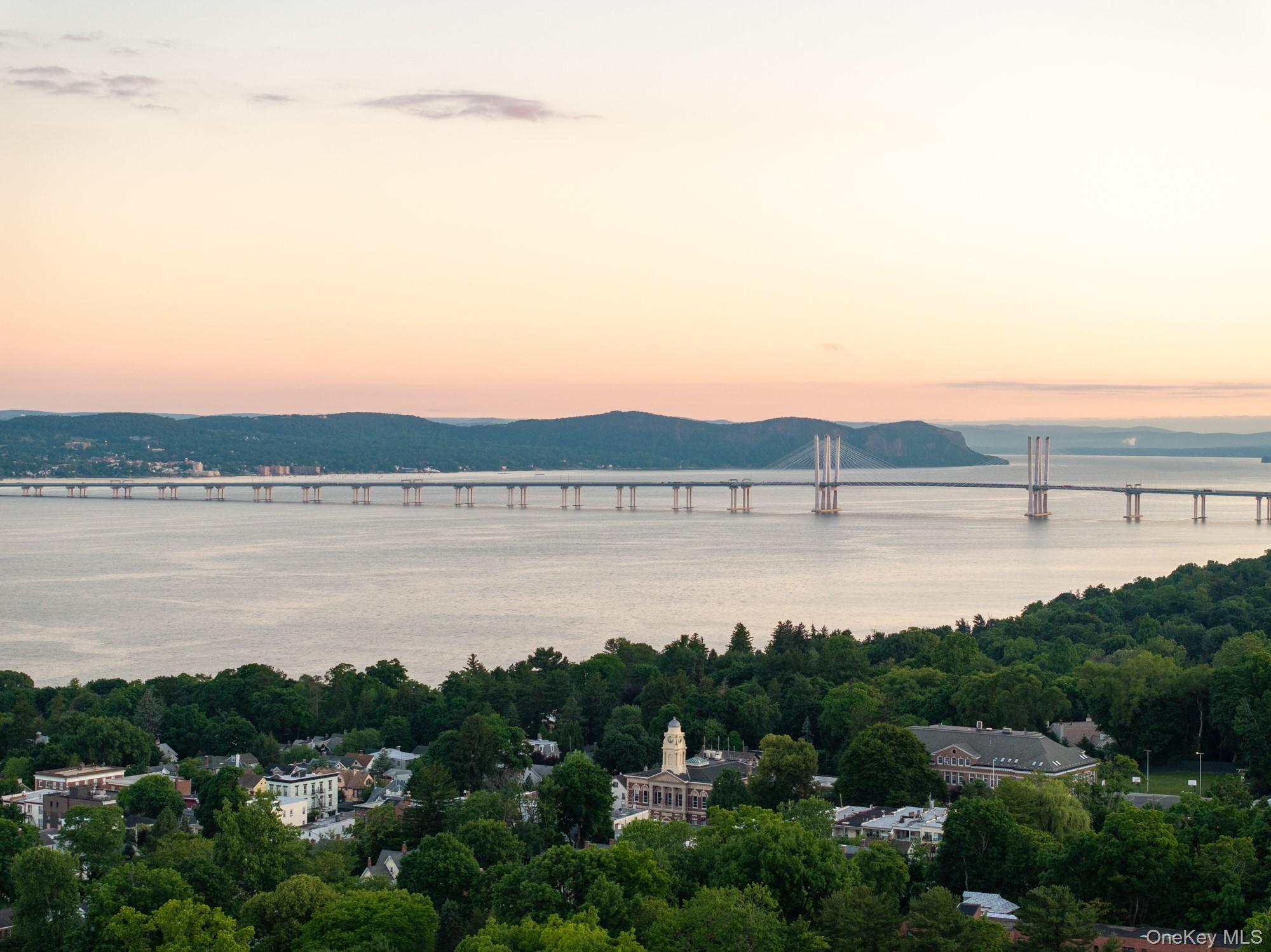 6 Marker Ridge 3 Irvington Irvington, NY 10533