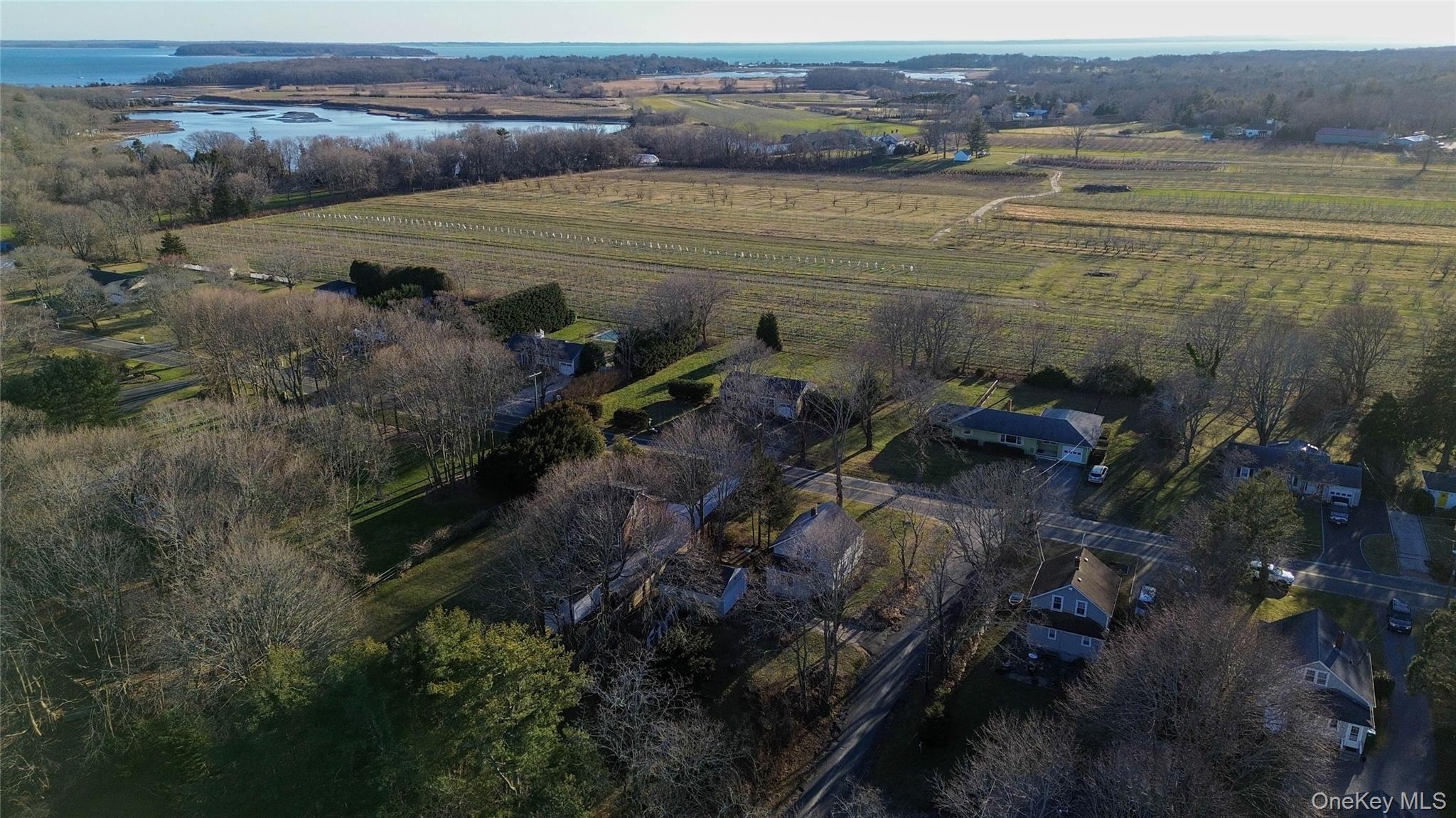 1125 Pequash Avenue Cutchogue Cutchogue, NY 11935