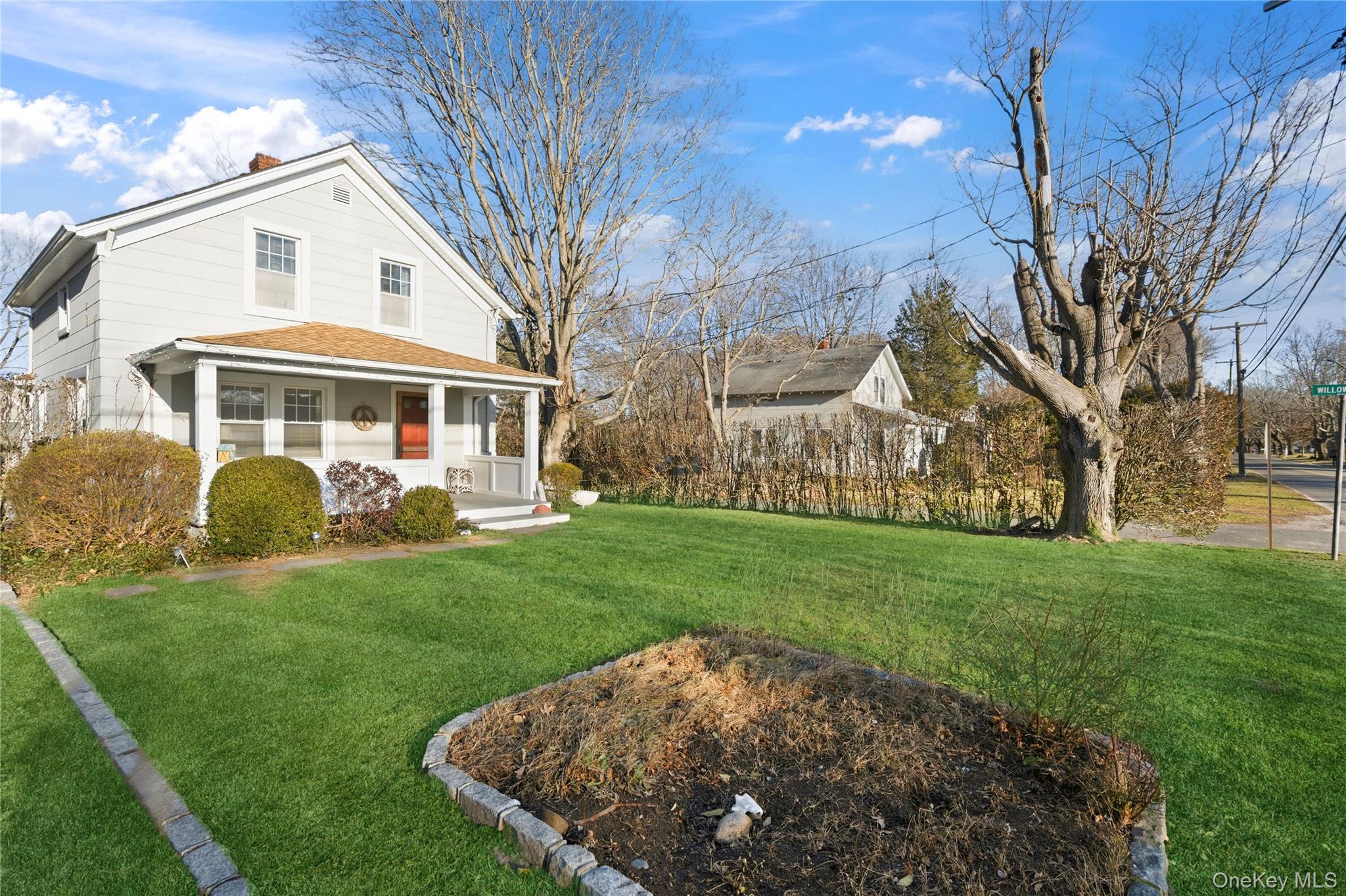 1125 Pequash Avenue Cutchogue Cutchogue, NY 11935