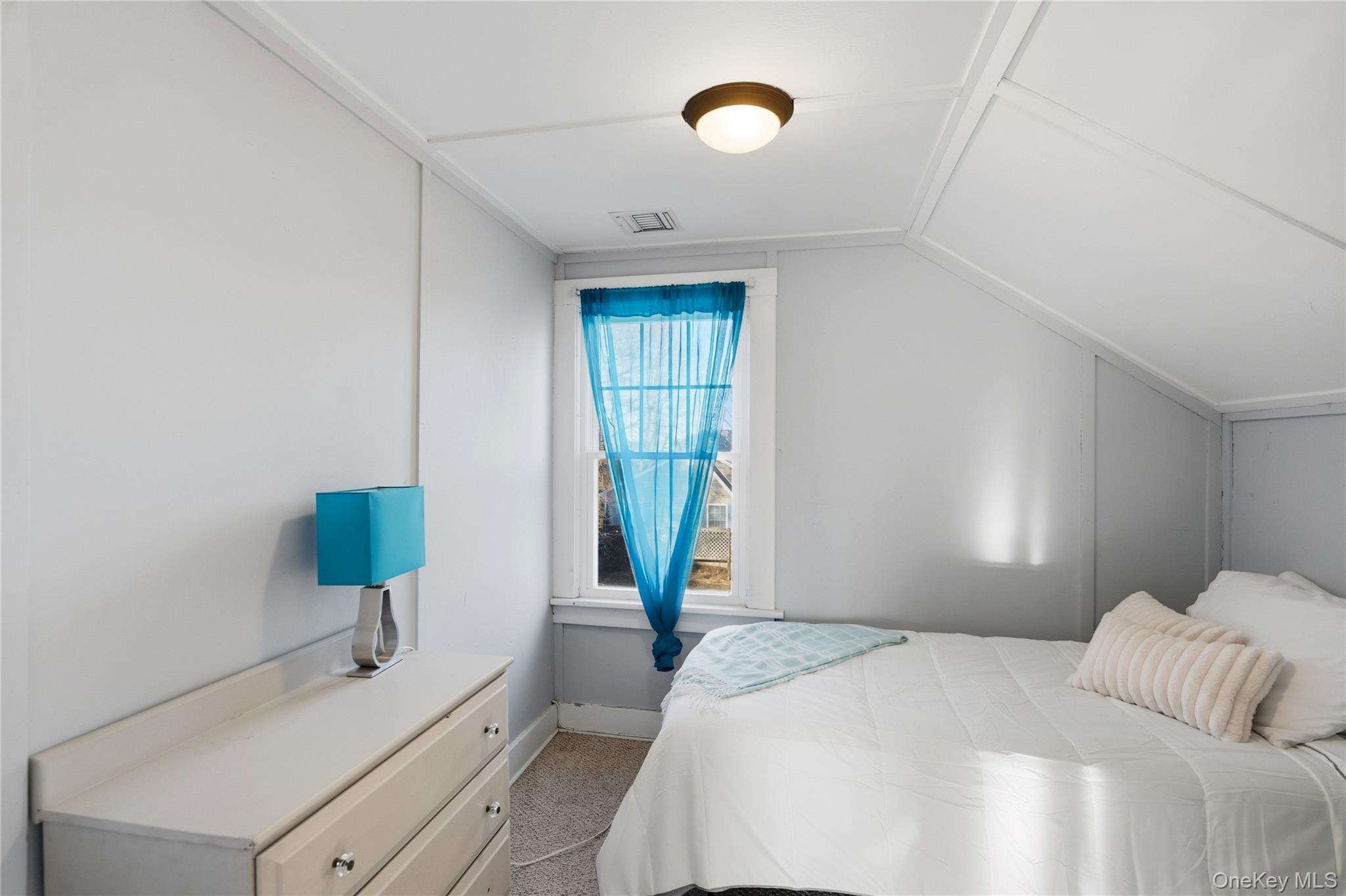 1125 Pequash Avenue Cutchogue Cutchogue, NY 11935