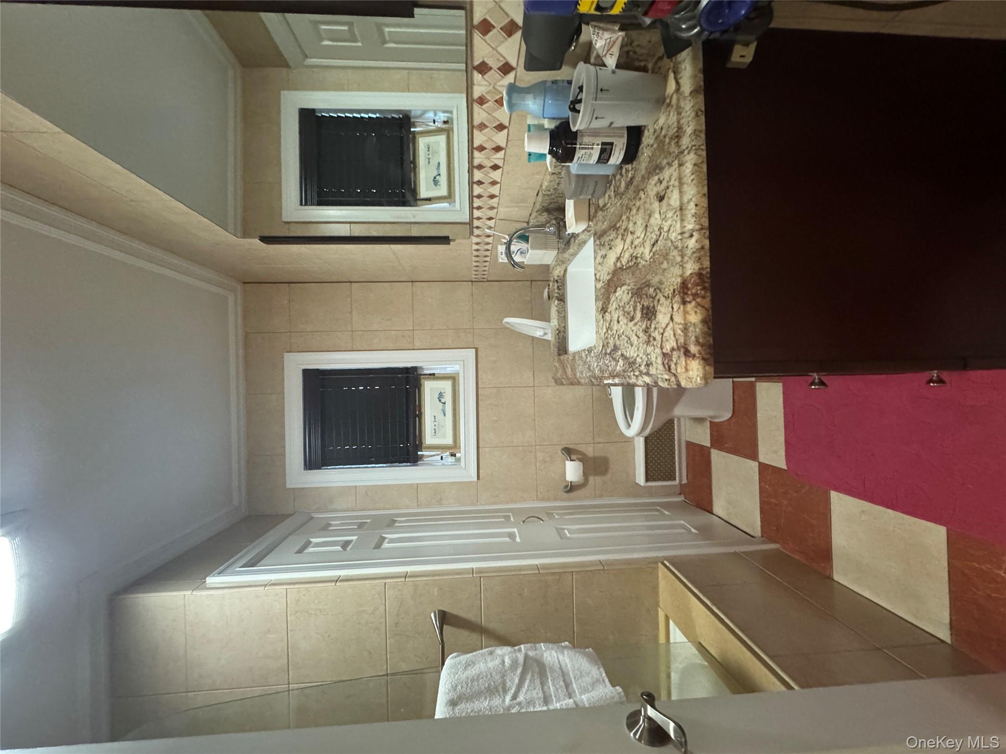 4020 249th Street Little Neck Little Neck, NY 11363