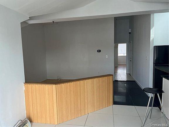 1418 Outlook Avenue 3 Bronx, NY 10465