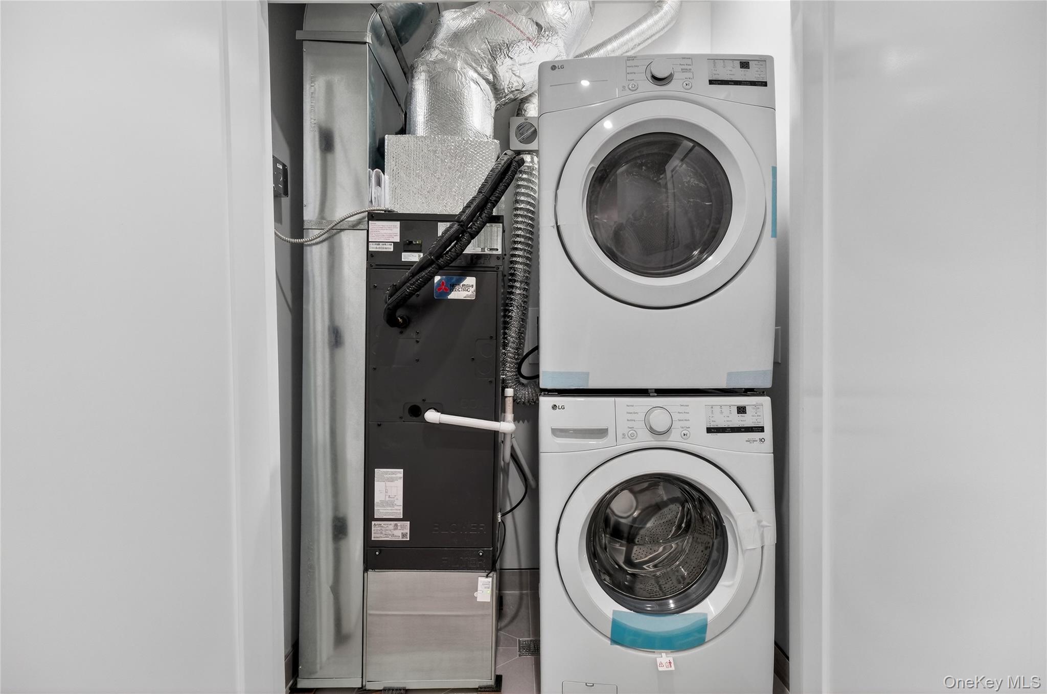 10 Market G Out of NYC Wappingers Falls, NY 12590