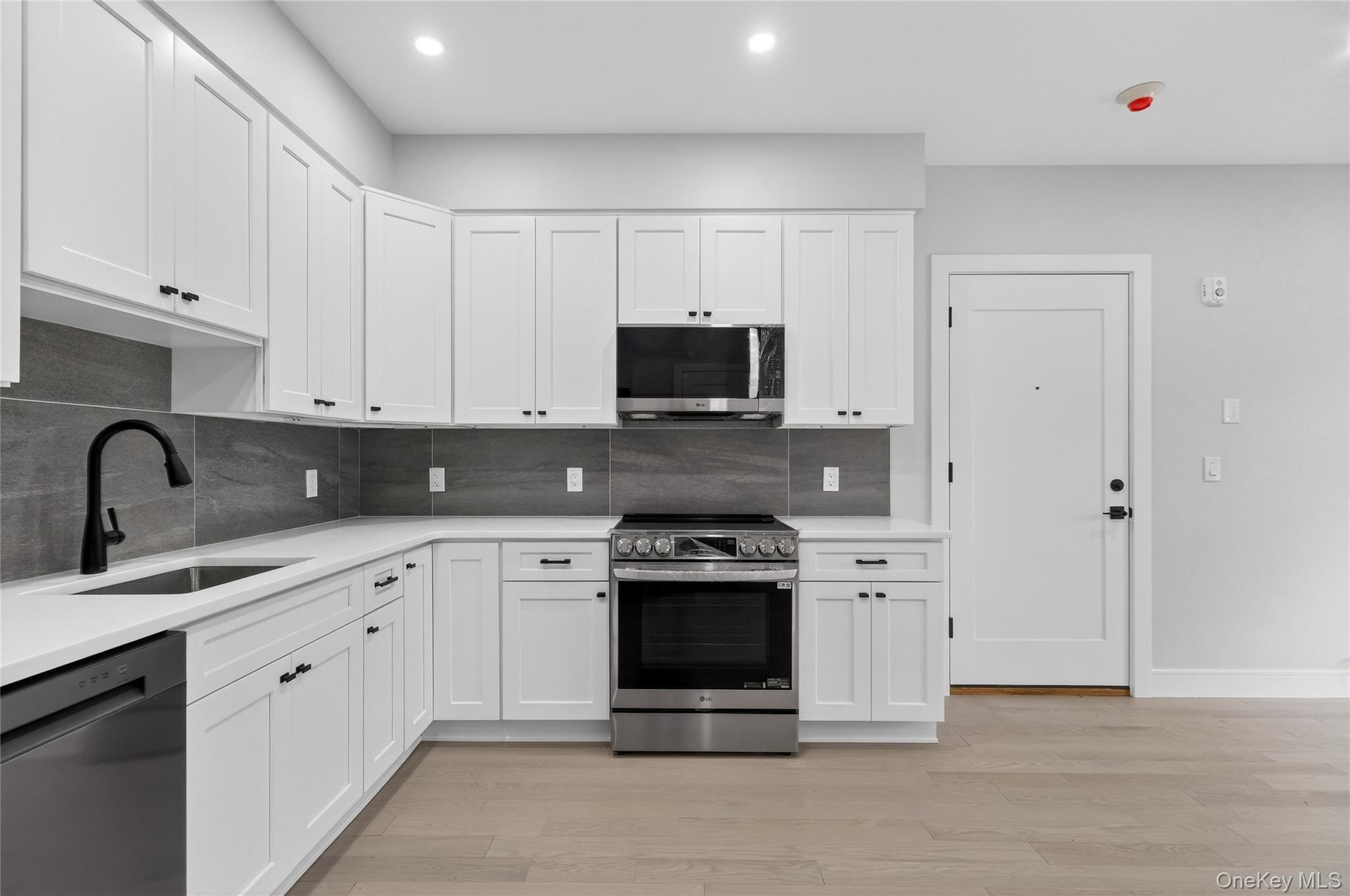 10 Market G Out of NYC Wappingers Falls, NY 12590