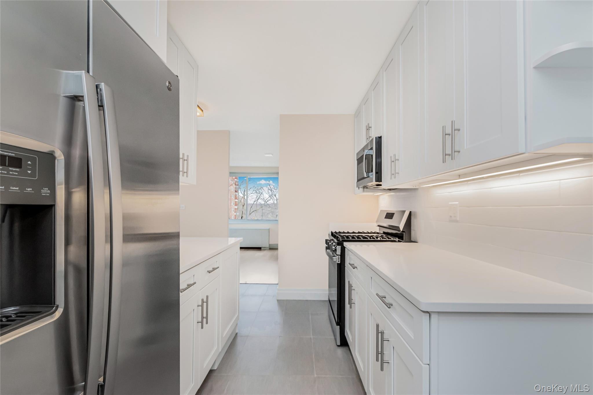 3333 Henry Hudson Parkway 5-S Bronx, NY 10463