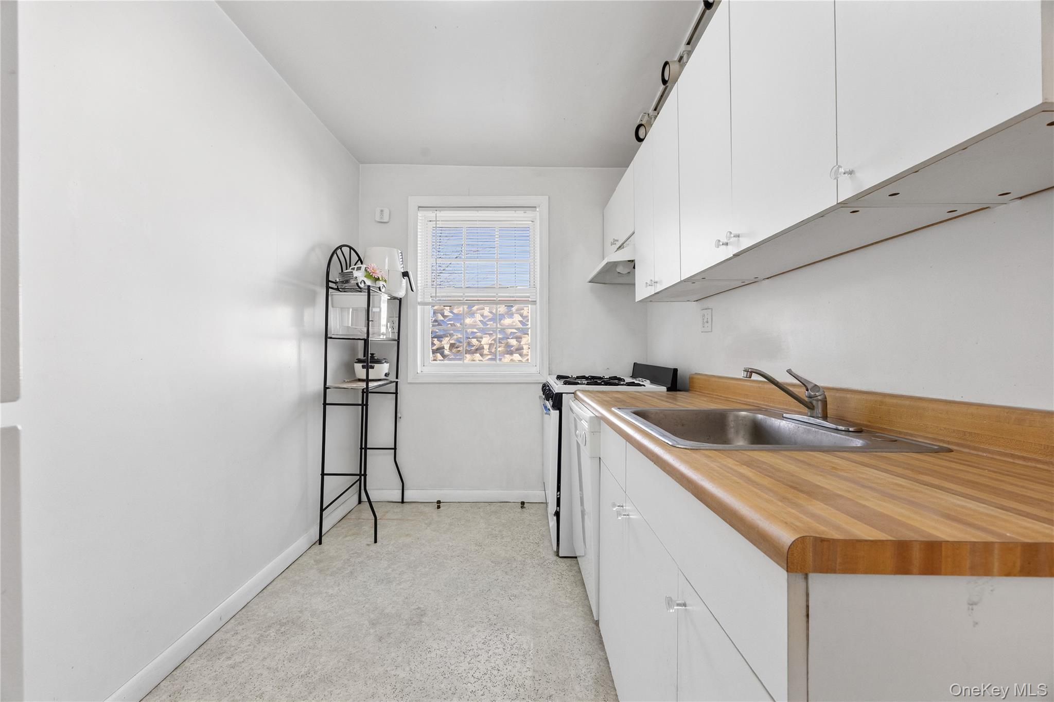 221-23 67th Avenue A Bayside Bayside, NY 11364