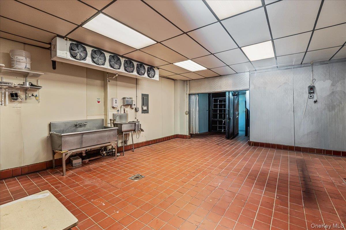 8617 Northern Boulevard First Floor Jackson Heights Jackson Heights, NY 11372