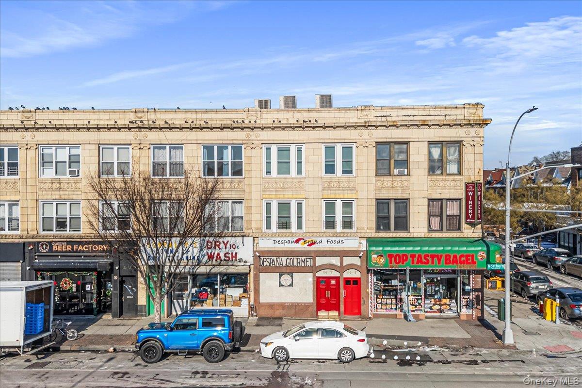 8617 Northern Boulevard First Floor Jackson Heights Jackson Heights, NY 11372