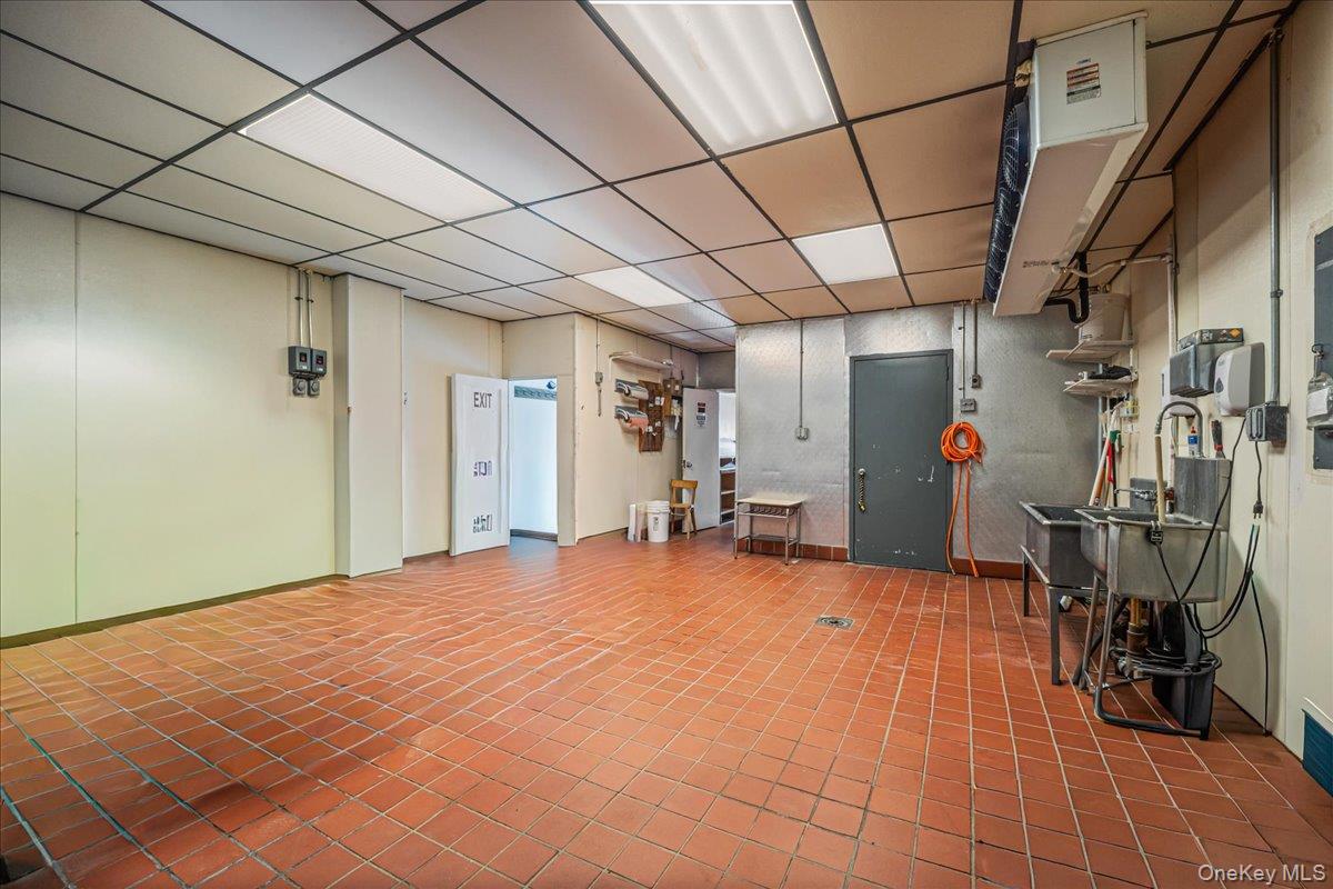 8617 Northern Boulevard First Floor Jackson Heights Jackson Heights, NY 11372