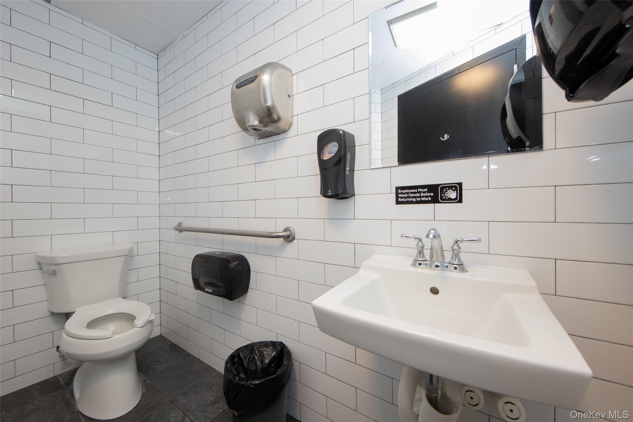 50 East Central Avenue Out of NYC Pearl River, NY 10965