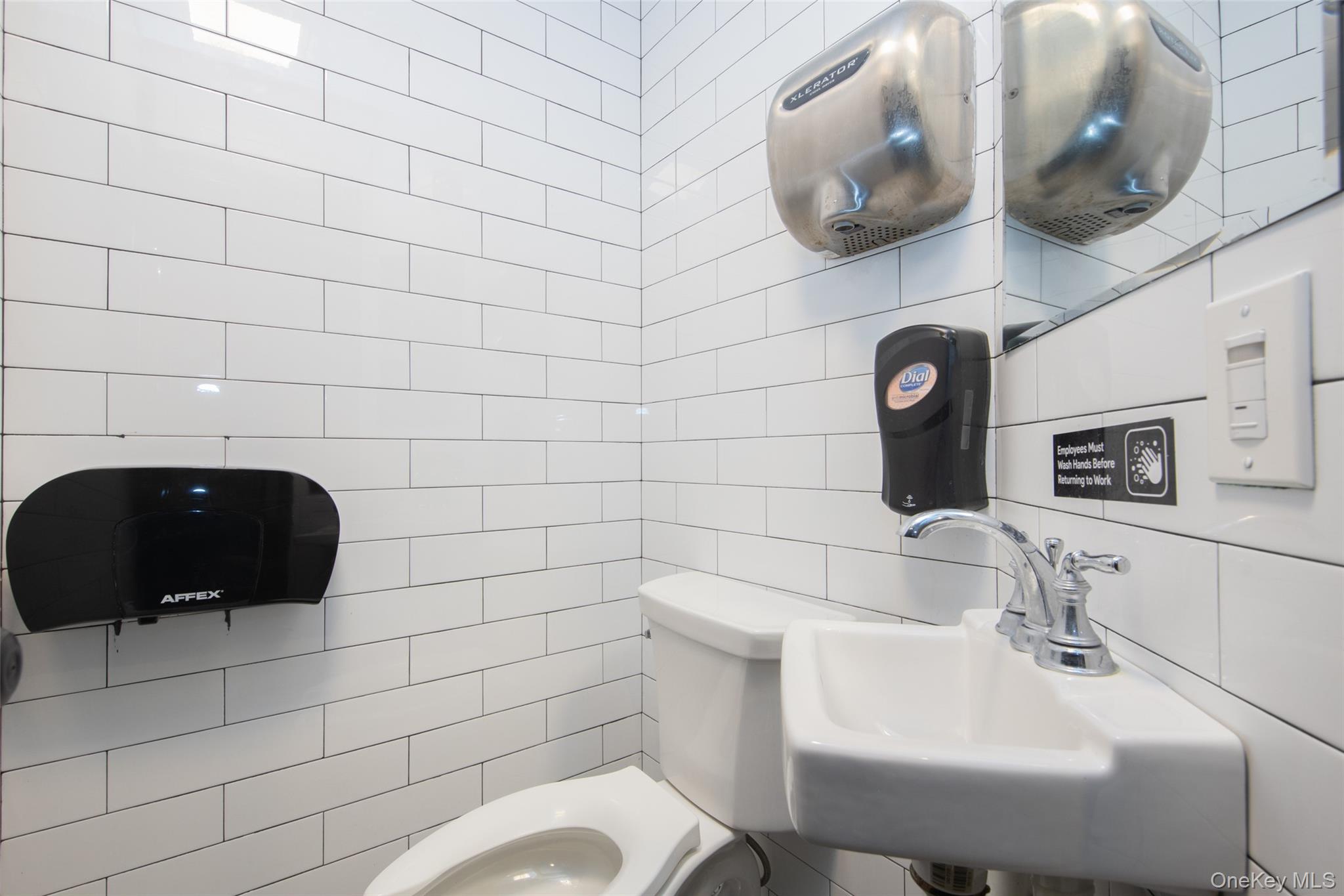 50 East Central Avenue Out of NYC Pearl River, NY 10965