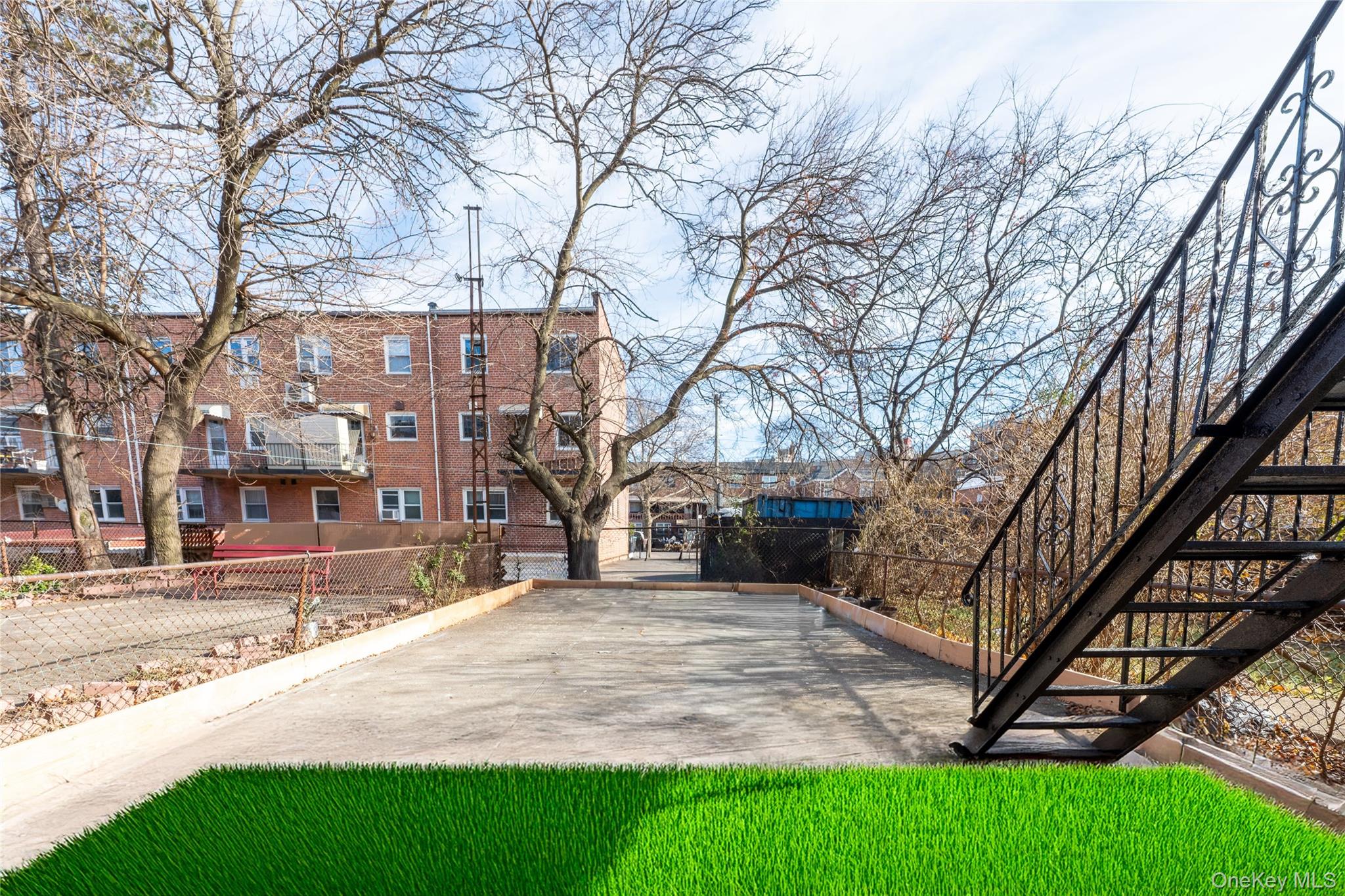 877 East 55th Street Brooklyn, NY 11234