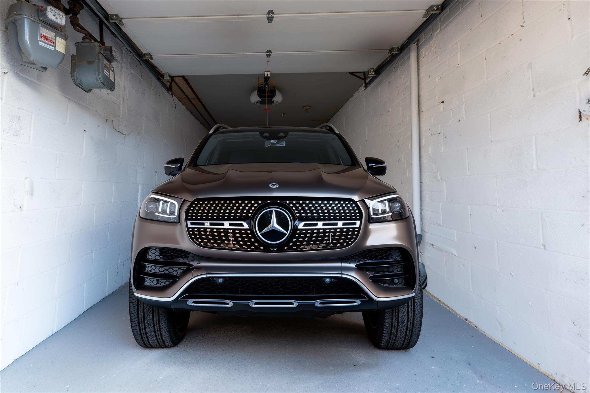 877 East 55th Street Brooklyn, NY 11234