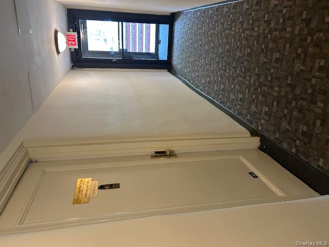 15 Canterbury Road A3 Great Neck Great Neck, NY 11021