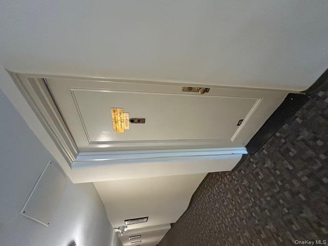 15 Canterbury Road A3 Great Neck Great Neck, NY 11021