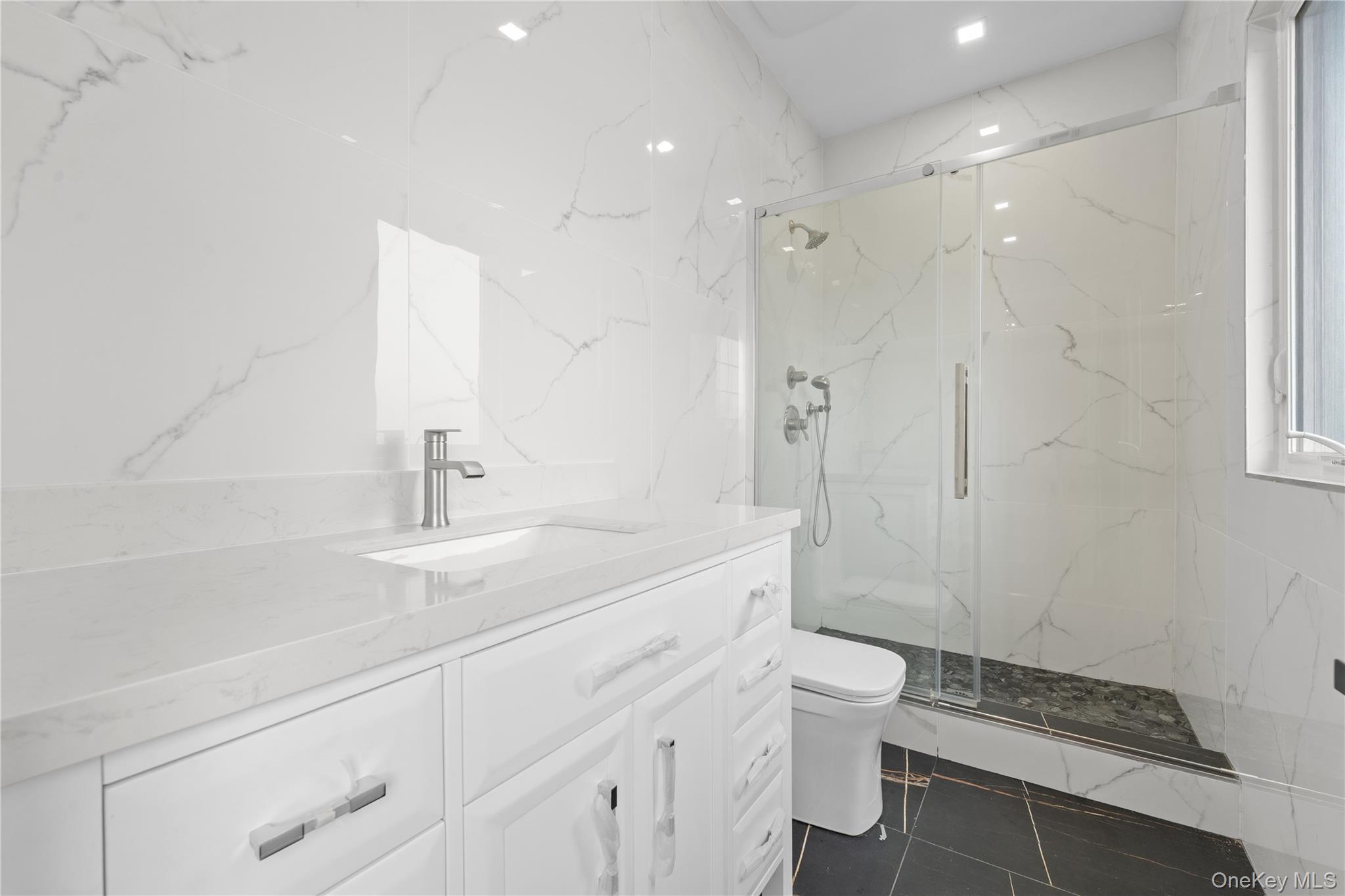 383 Franklin Avenue Hewlett Hewlett, NY 11557