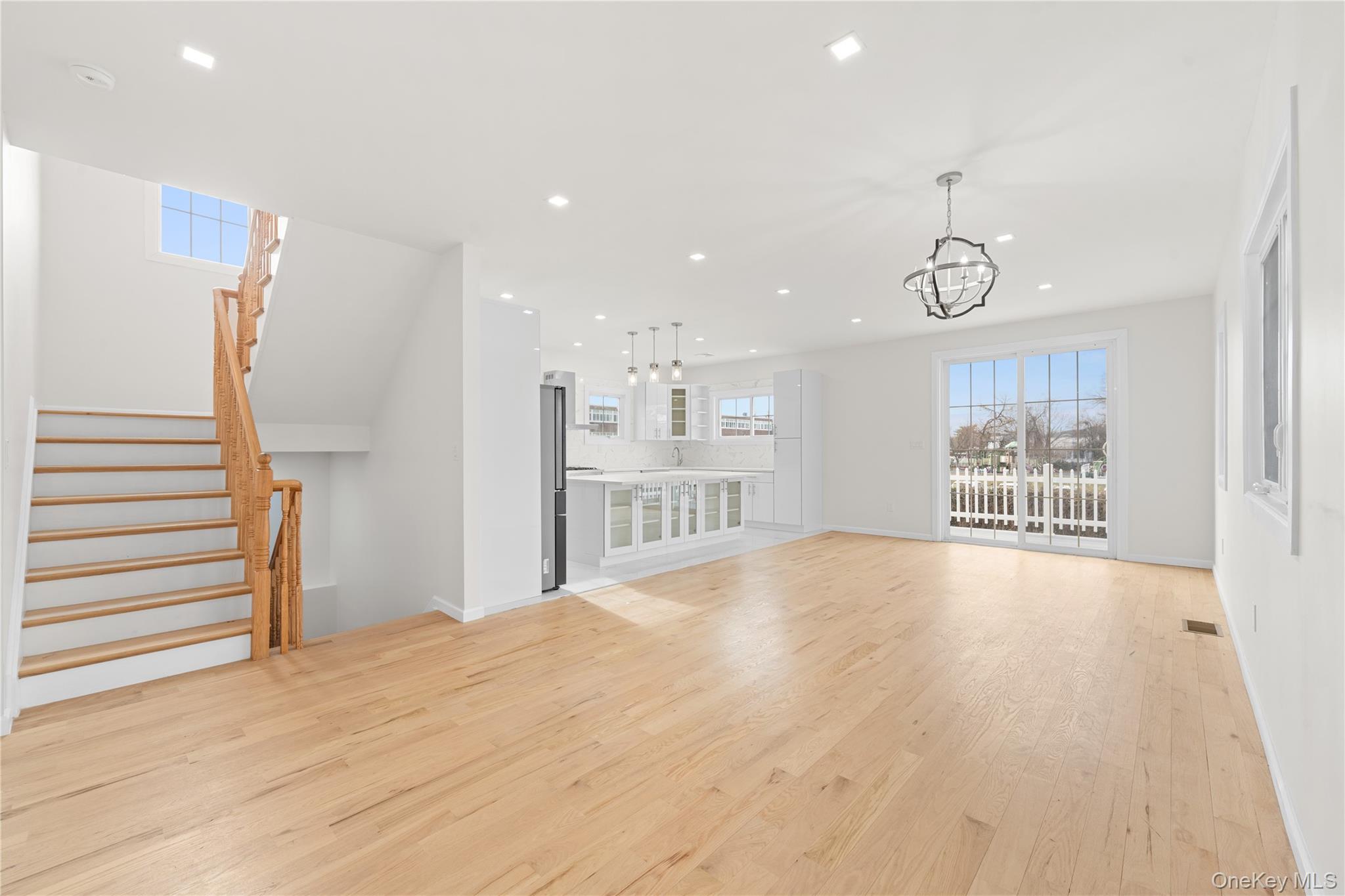 383 Franklin Avenue Hewlett Hewlett, NY 11557