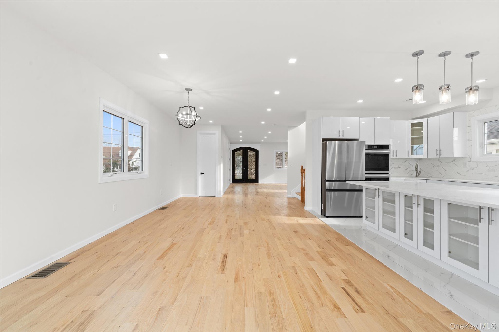 383 Franklin Avenue Hewlett Hewlett, NY 11557