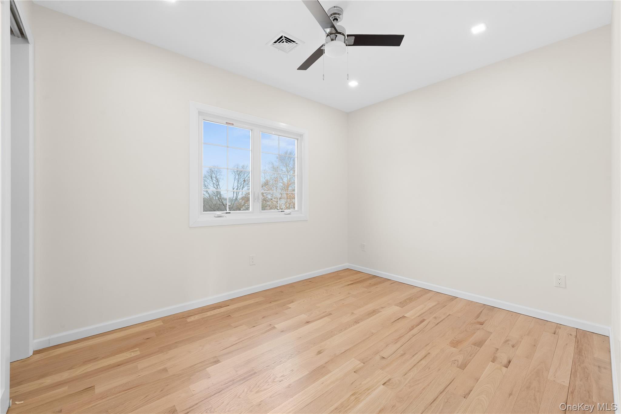 383 Franklin Avenue Hewlett Hewlett, NY 11557