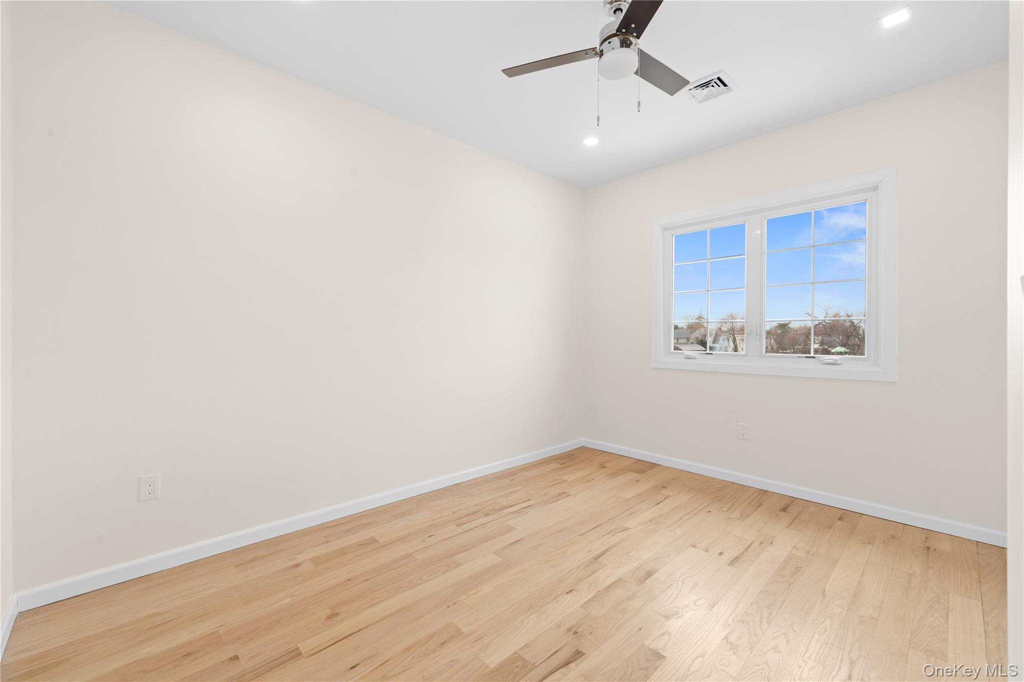 383 Franklin Avenue Hewlett Hewlett, NY 11557