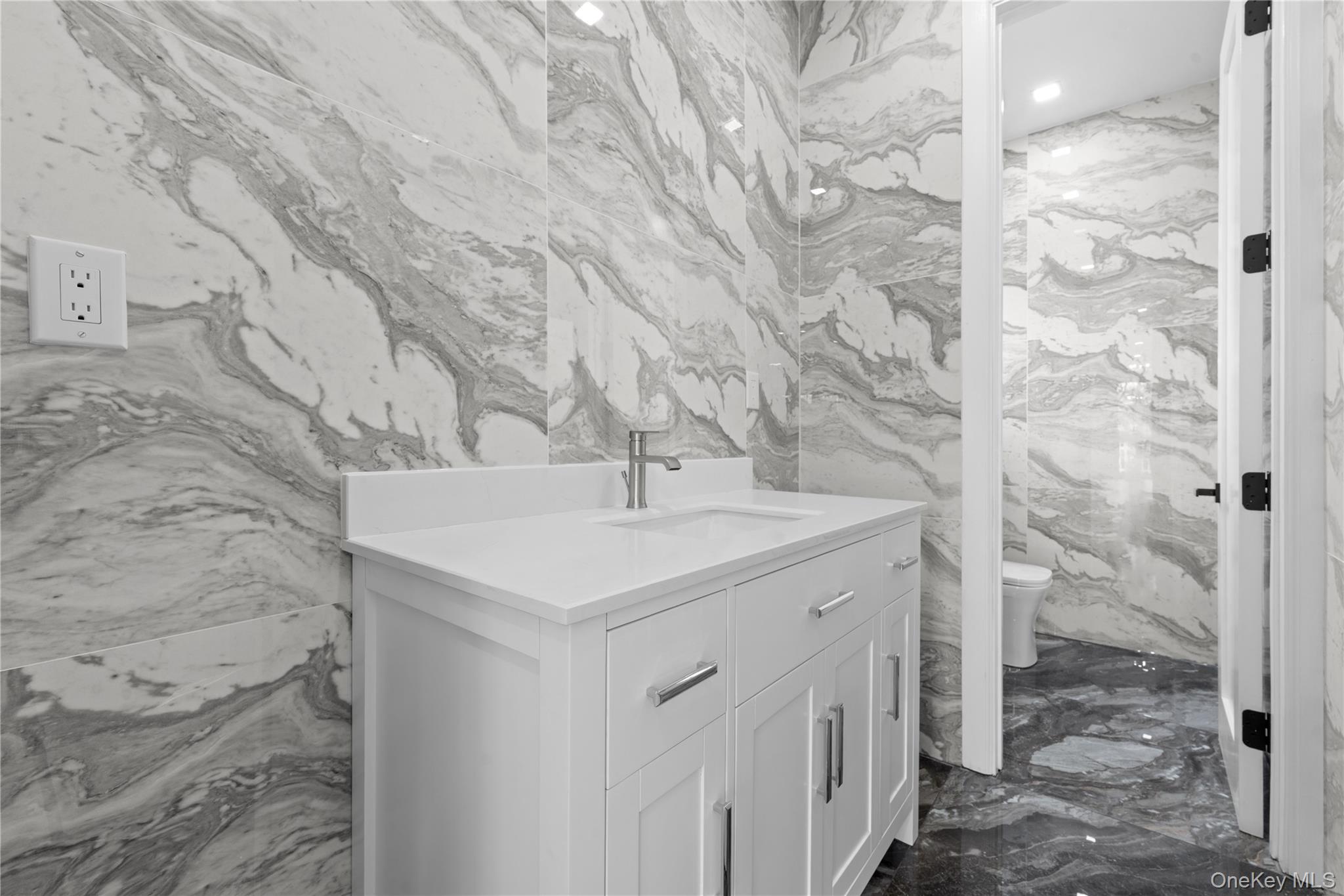 383 Franklin Avenue Hewlett Hewlett, NY 11557