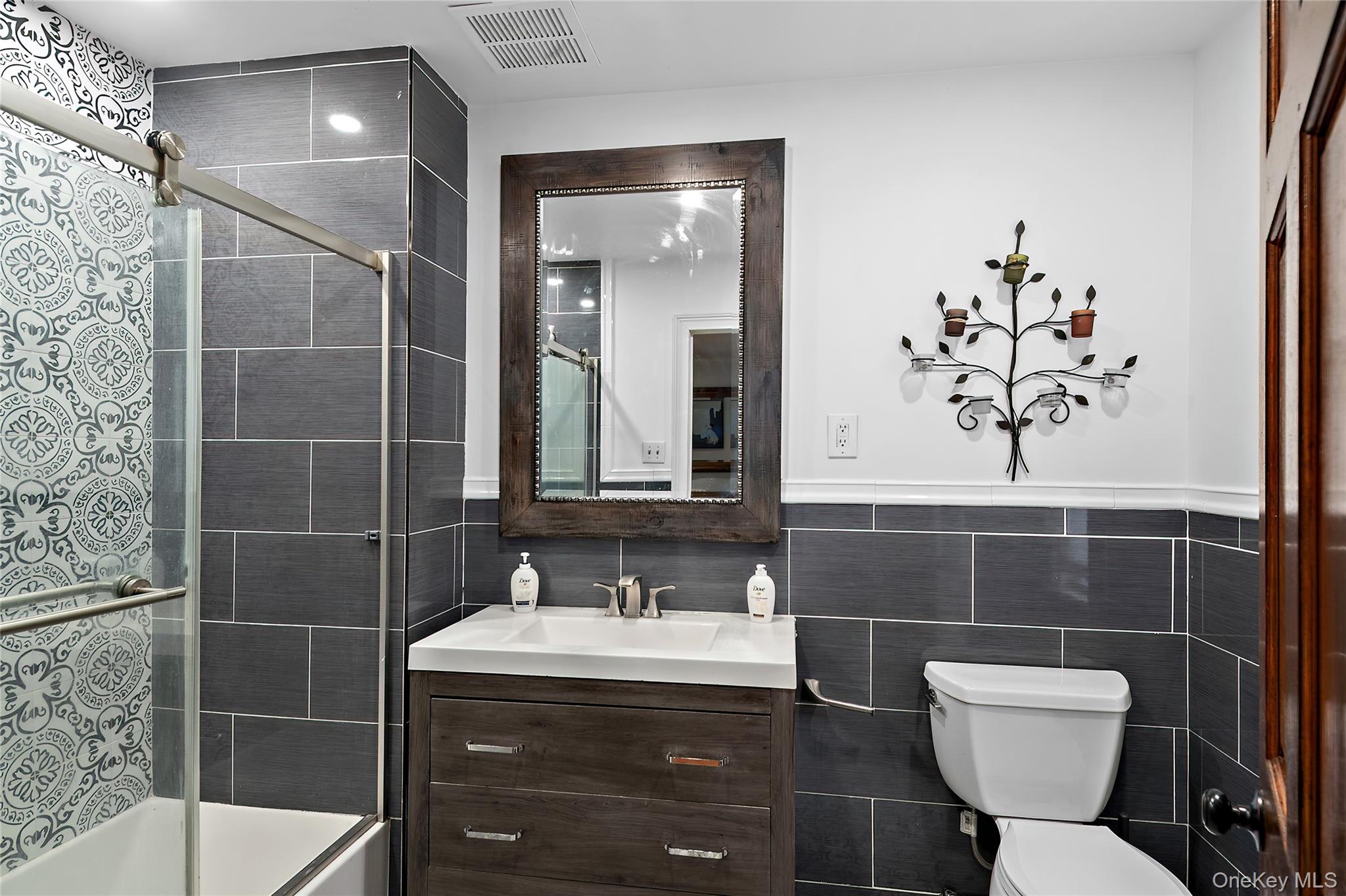 137 S Highland Road Out of NYC Wappingers Falls, NY 12590