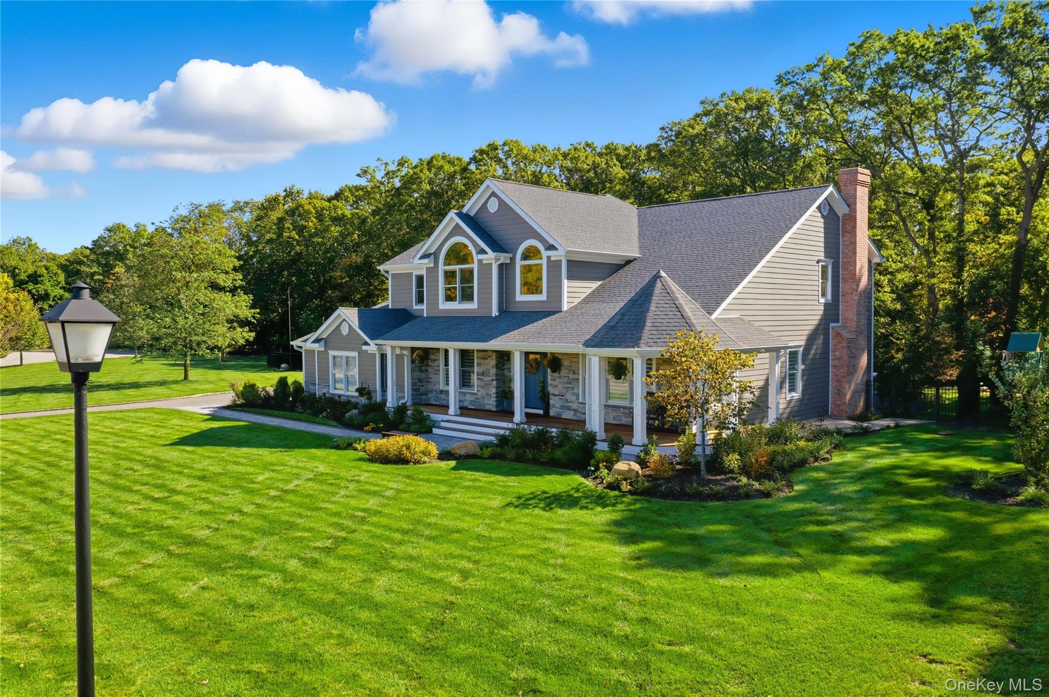 2 Ashley Court Northport Northport, NY 11768