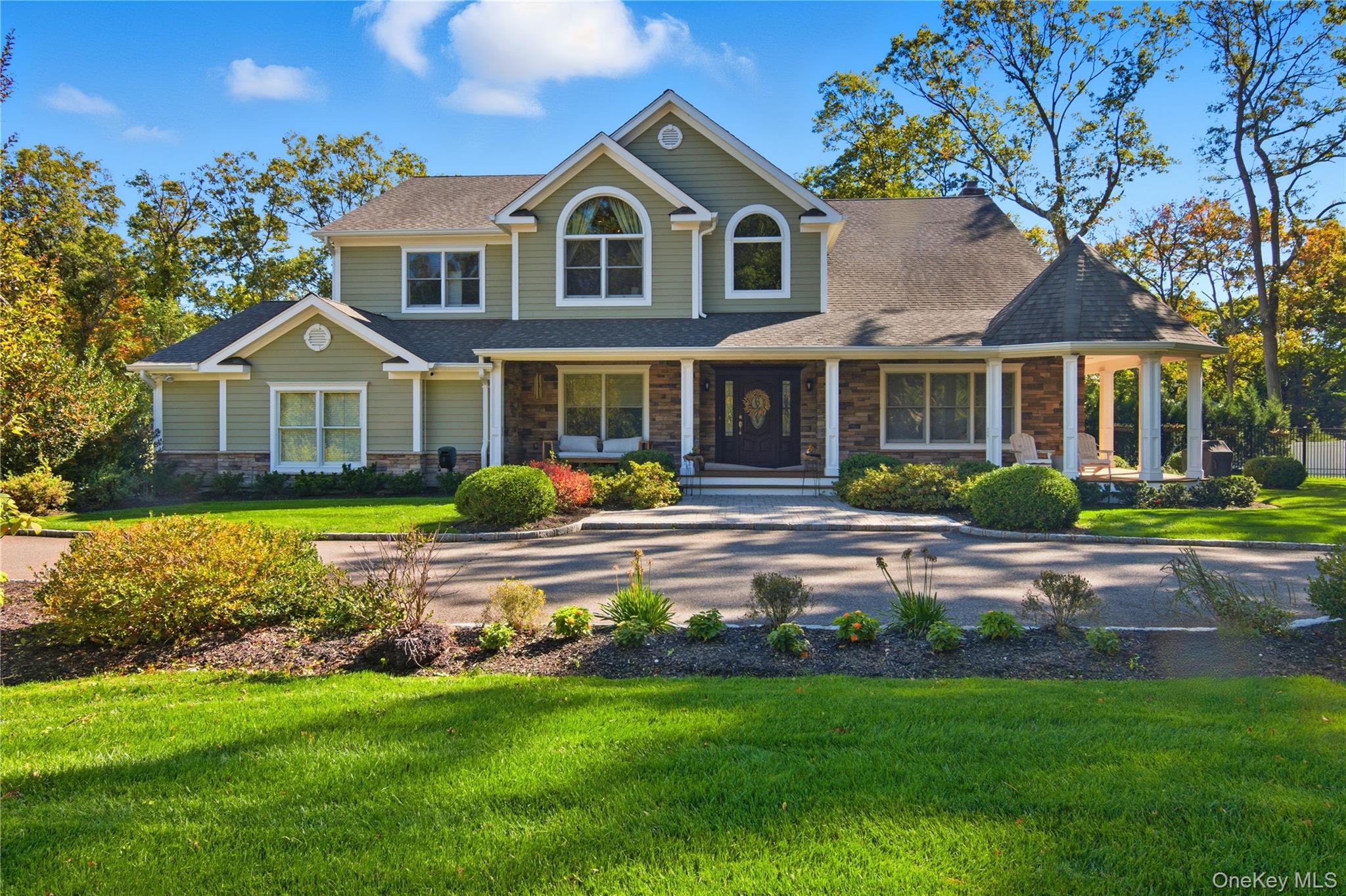 2 Ashley Court Northport Northport, NY 11768