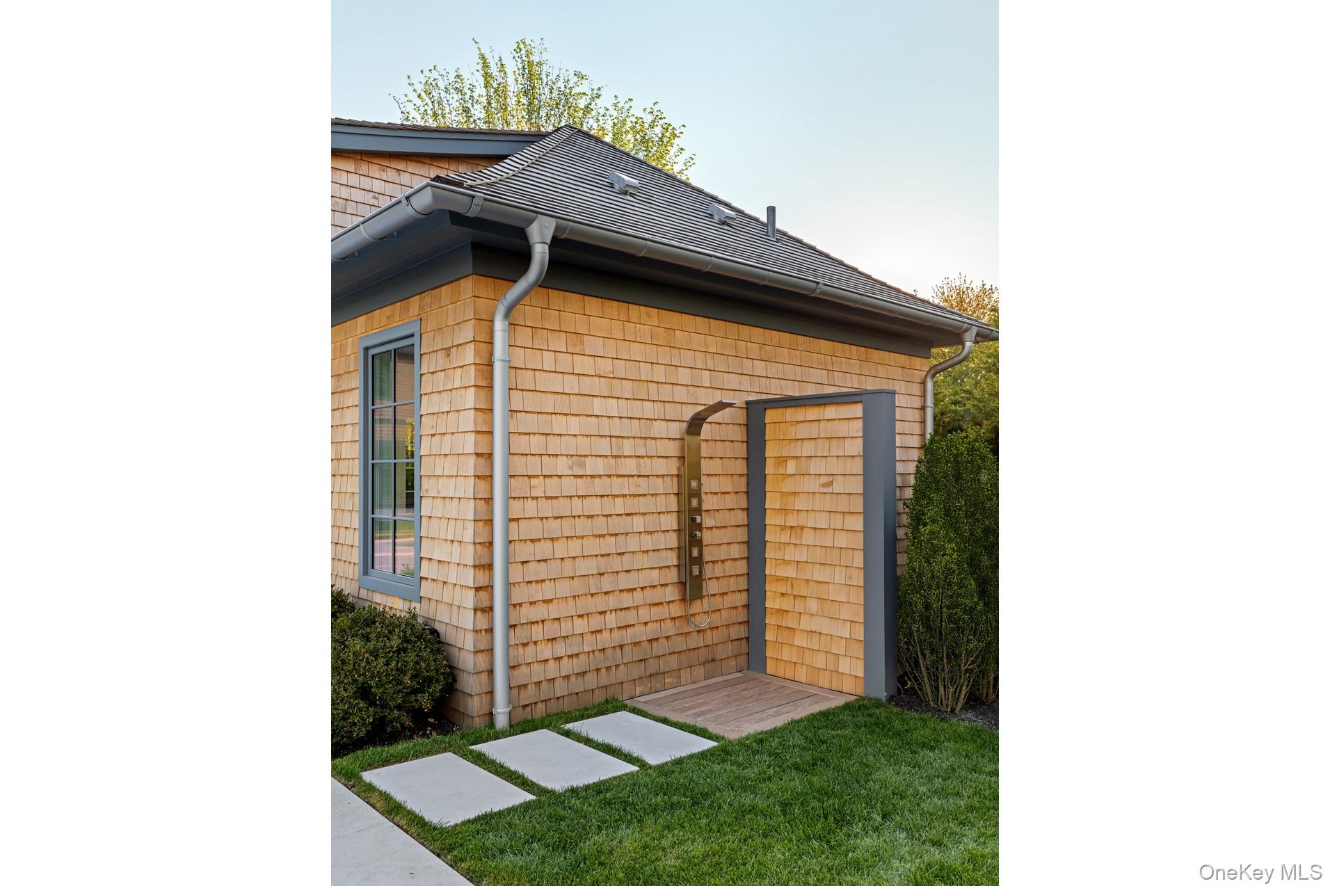 361 Mitchell Lane Bridgehampton Bridgehampton, NY 11932