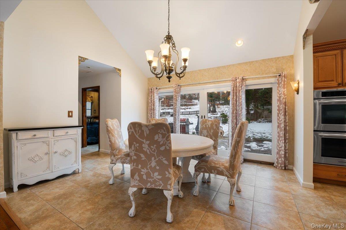 33 Fleets Cove Road Huntington Huntington, NY 11743