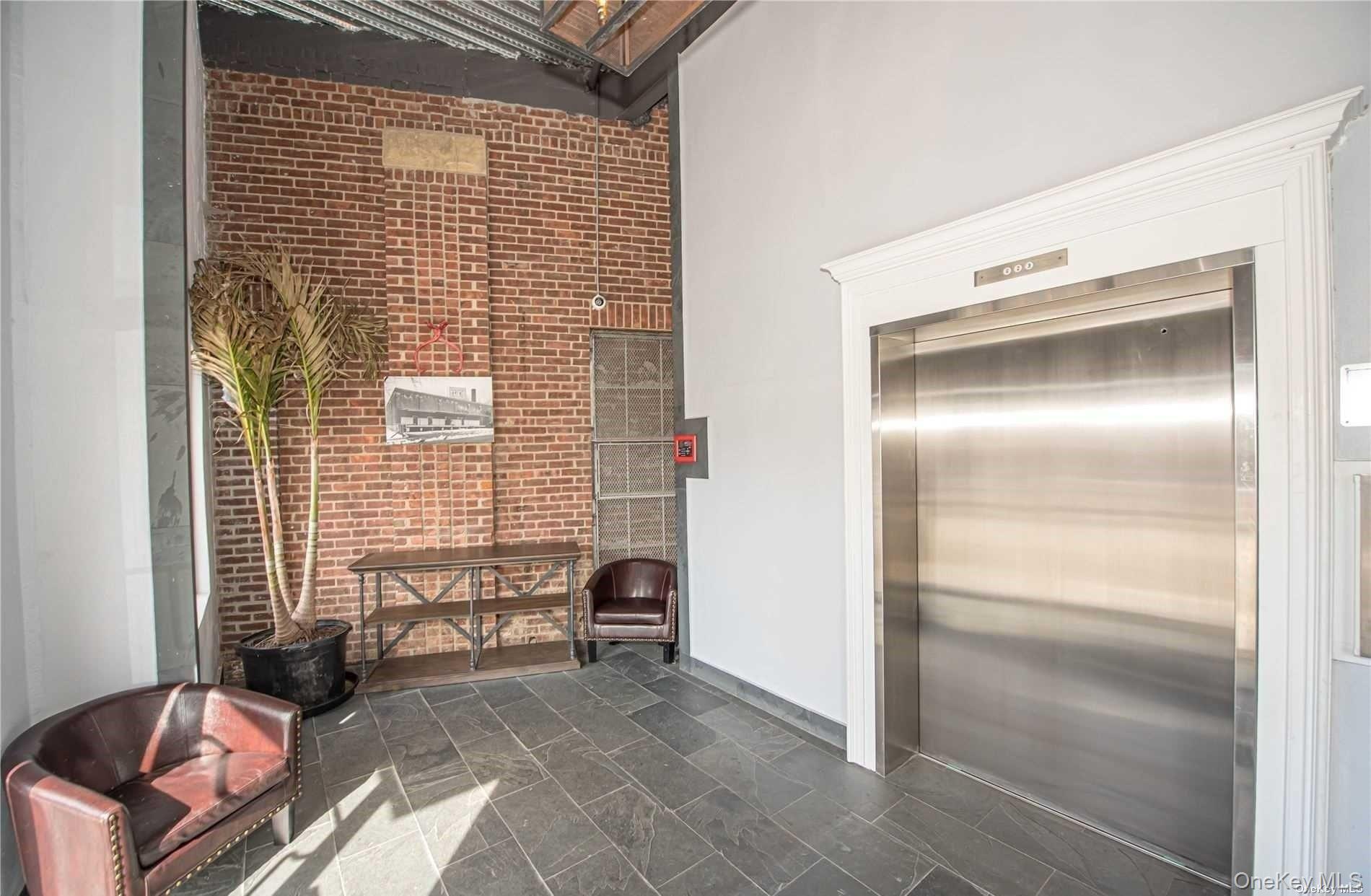 50-3K Stewart Avenue 3-K Huntington Huntington, NY 11743