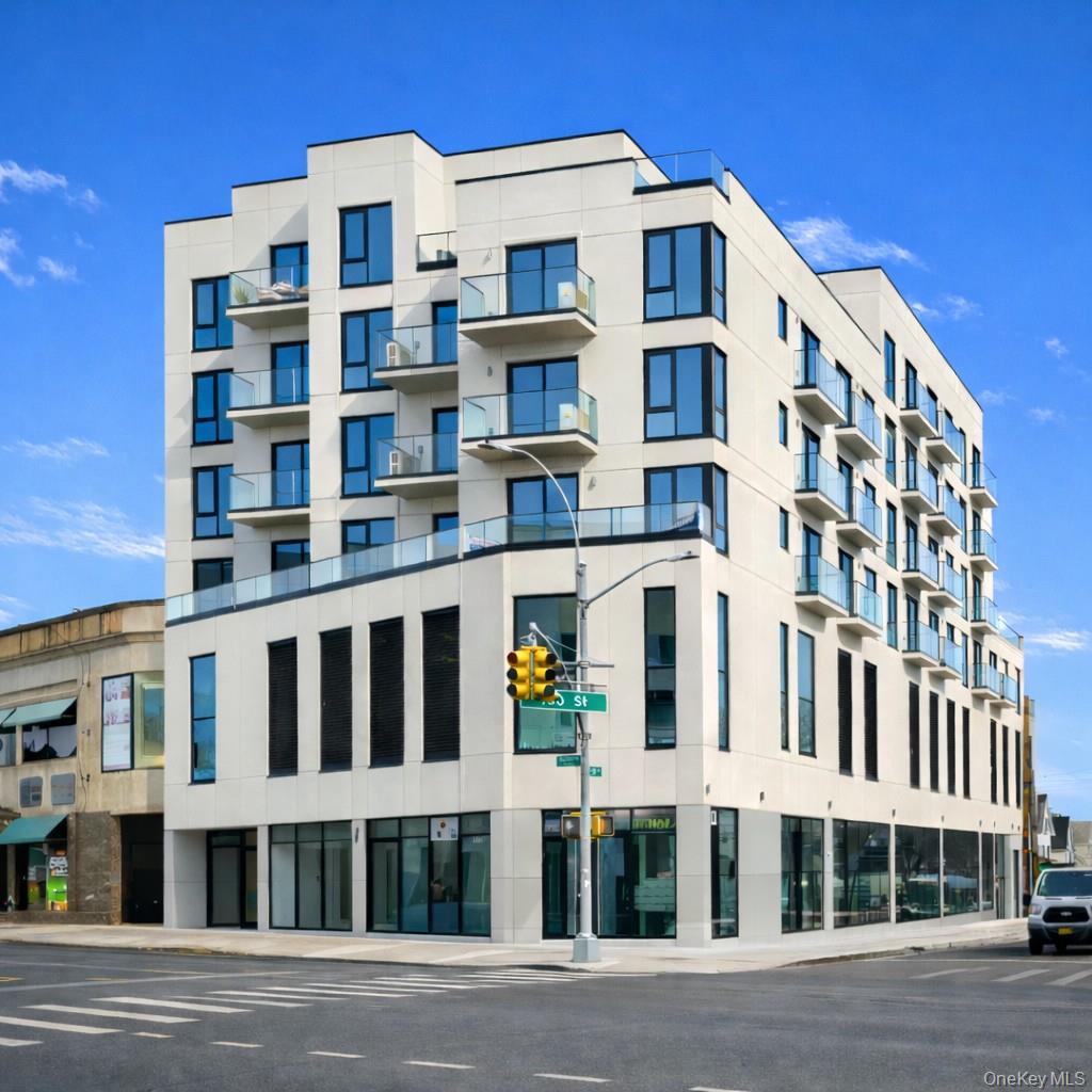 150-02 Northern Boulevard, Apt 3-C, Flushing, NY 11354