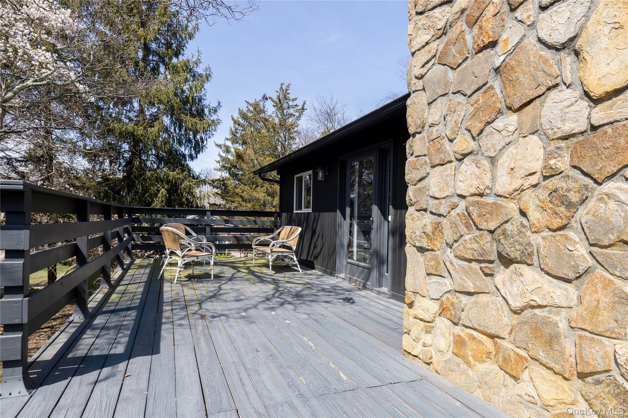 10 Cedar Avenue Southampton Southampton, NY 11968