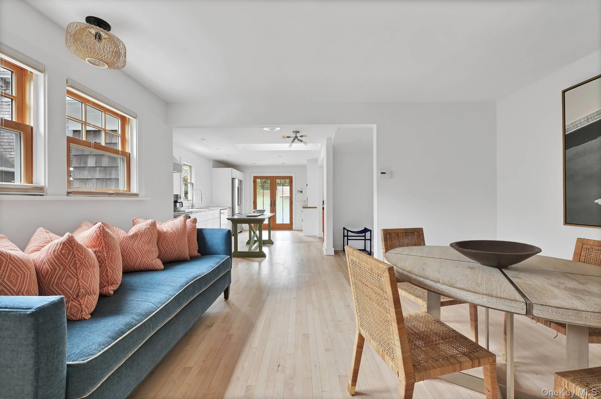 32 Cooper Street Southampton Southampton, NY 11968