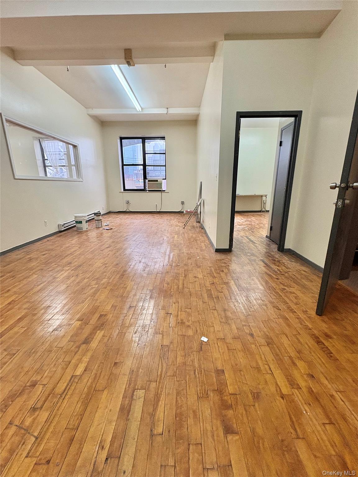 2525 Borden Avenue, Apt #221, Long Island City, NY 11101