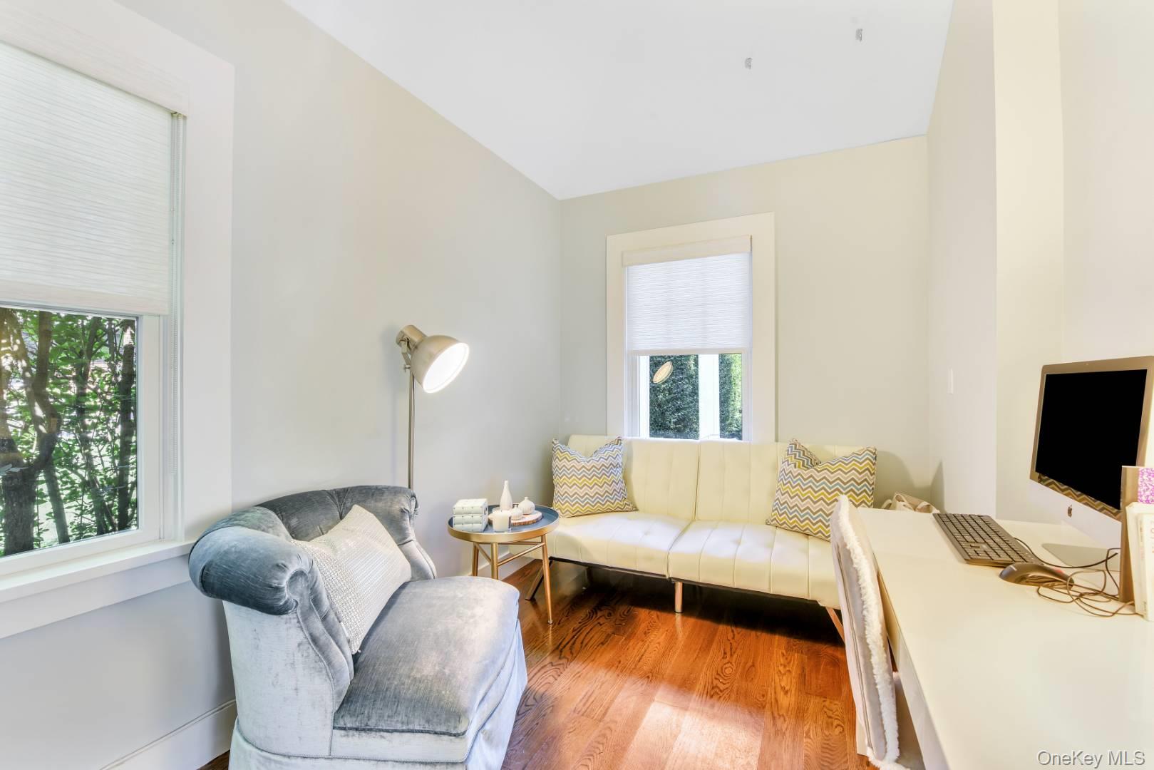 10 Henry Street Southampton Southampton, NY 11968