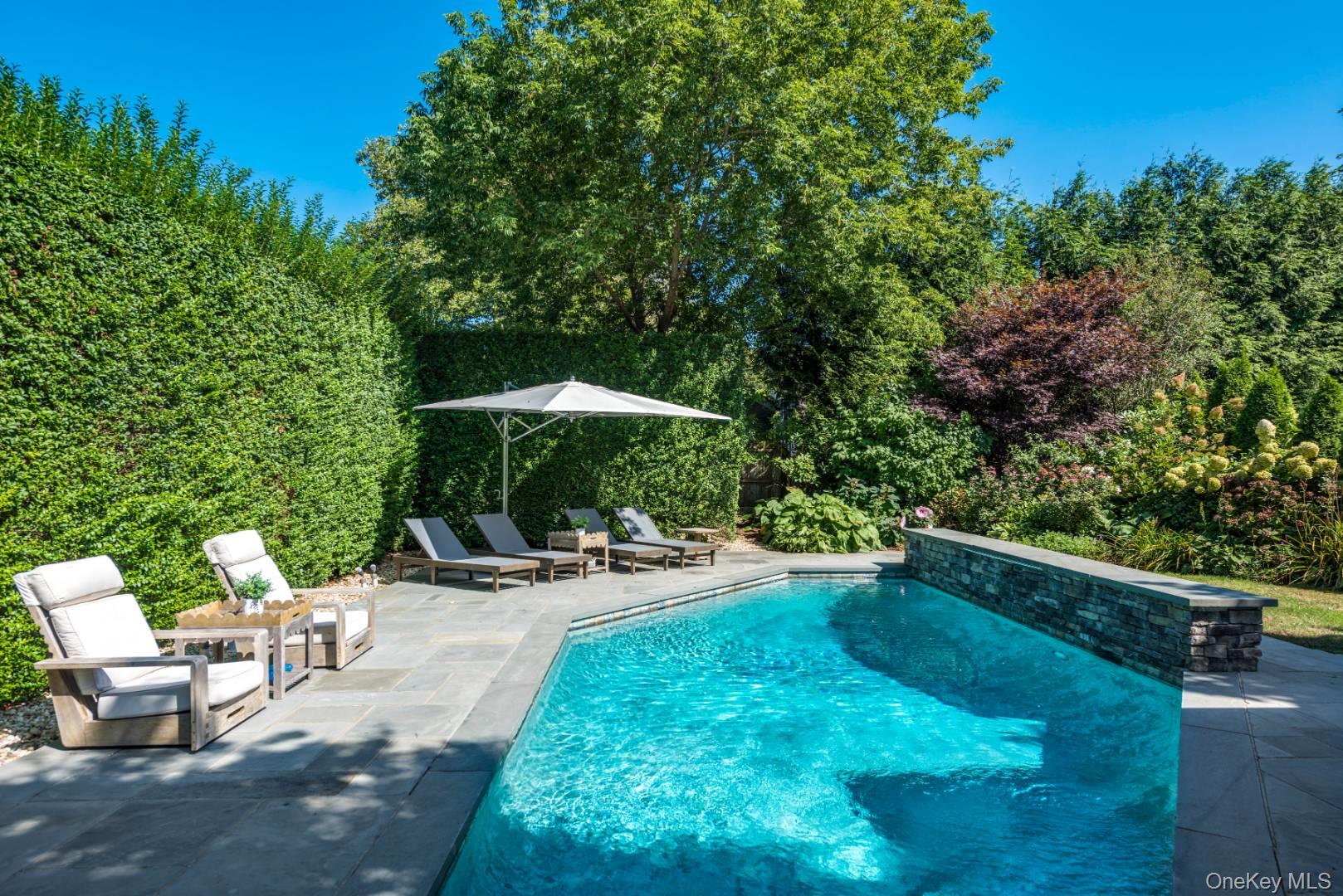 10 Henry Street Southampton Southampton, NY 11968