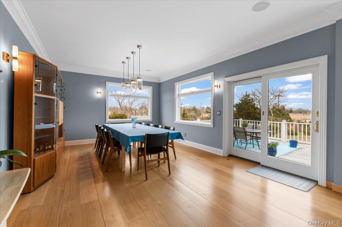 14 S Country Road Westhampton Westhampton, NY 11977