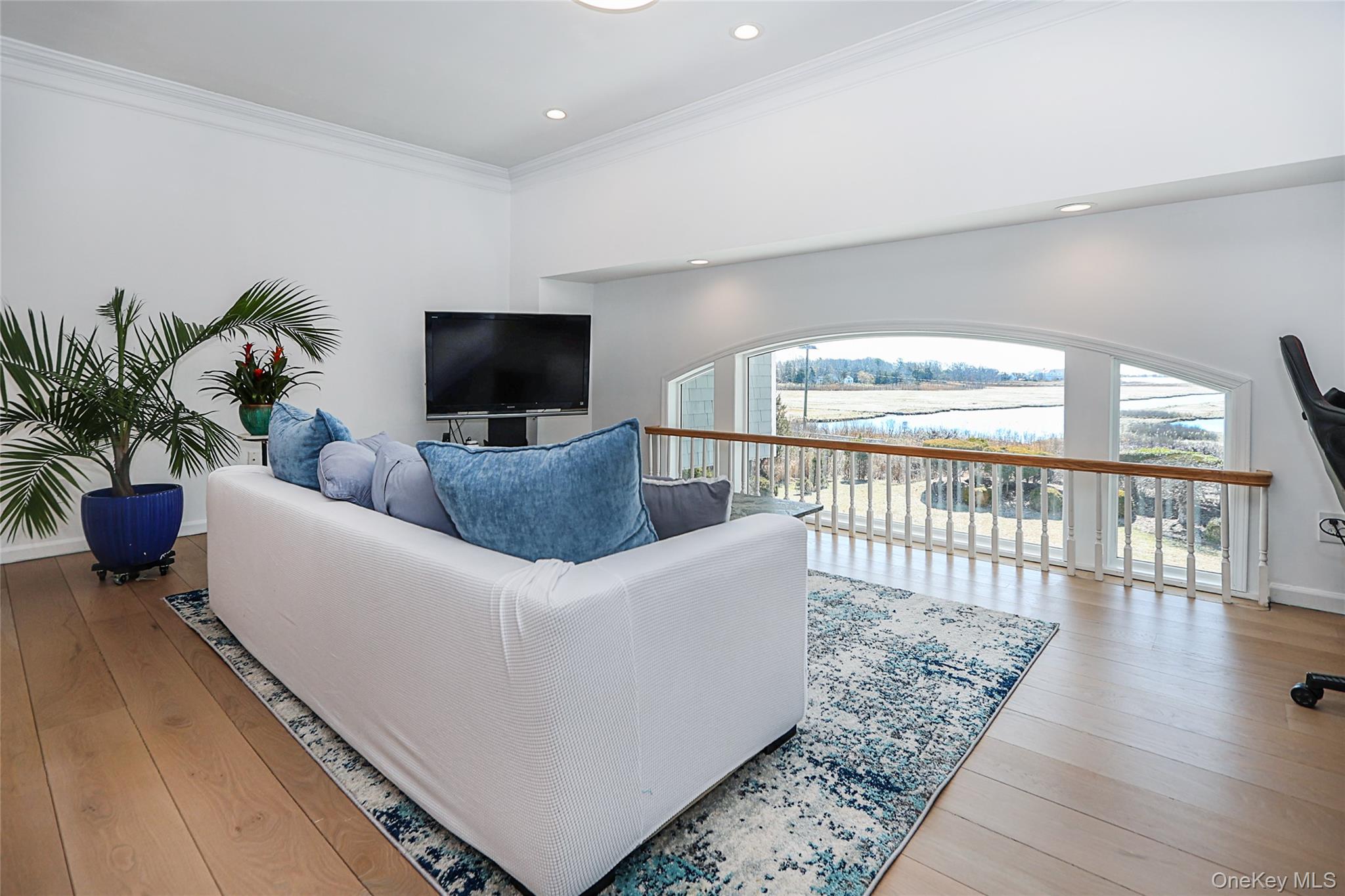 14 S Country Road Westhampton Westhampton, NY 11977