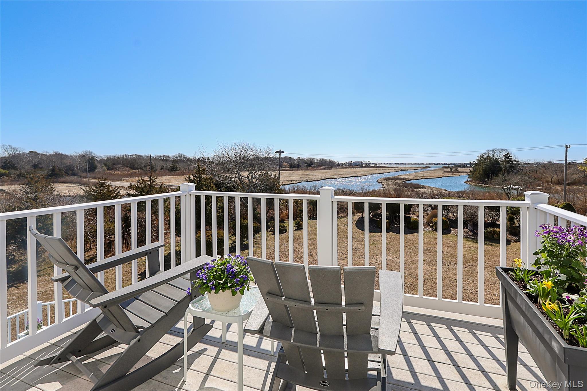 14 S Country Road Westhampton Westhampton, NY 11977