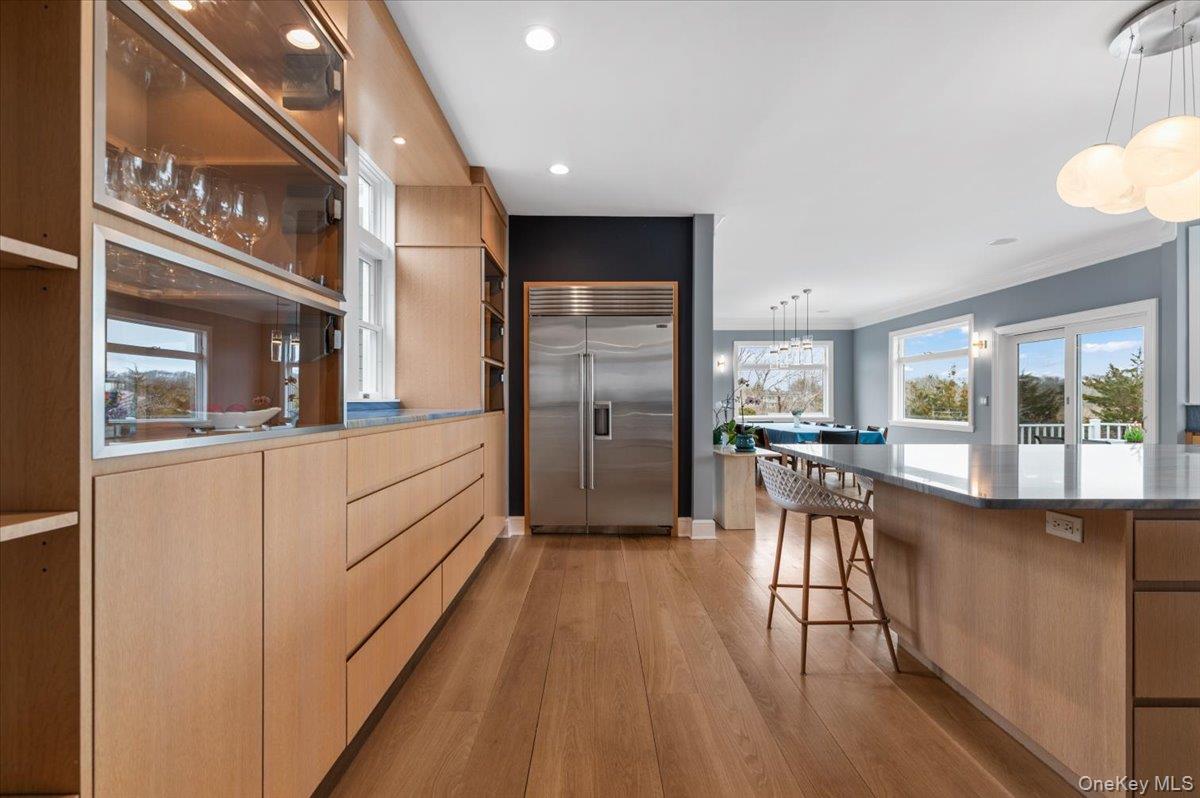 14 S Country Road Westhampton Westhampton, NY 11977